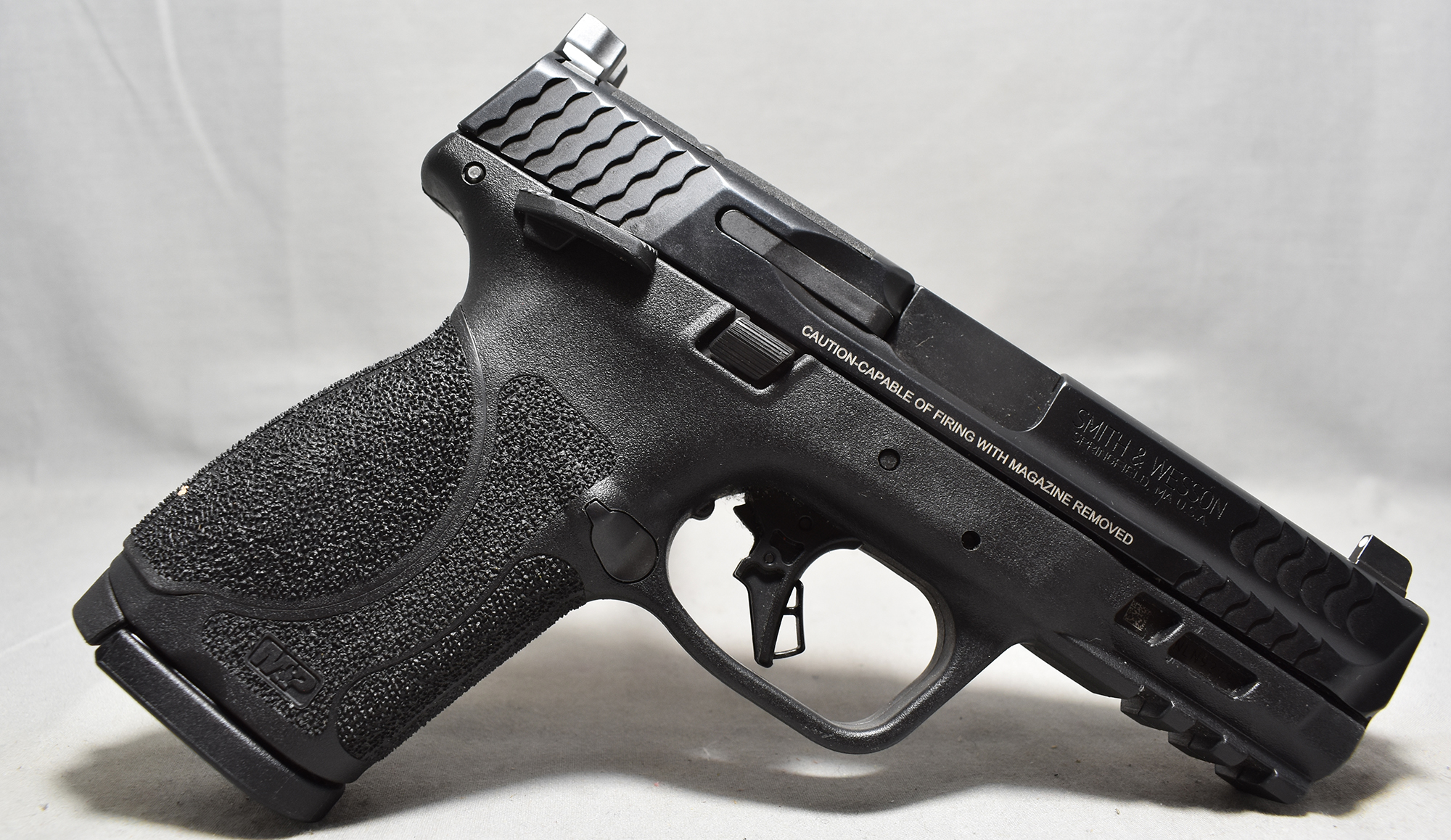 Smith &Wesson ~ M&ampP 9 ~ 9mm Luger - Smith & Wesson