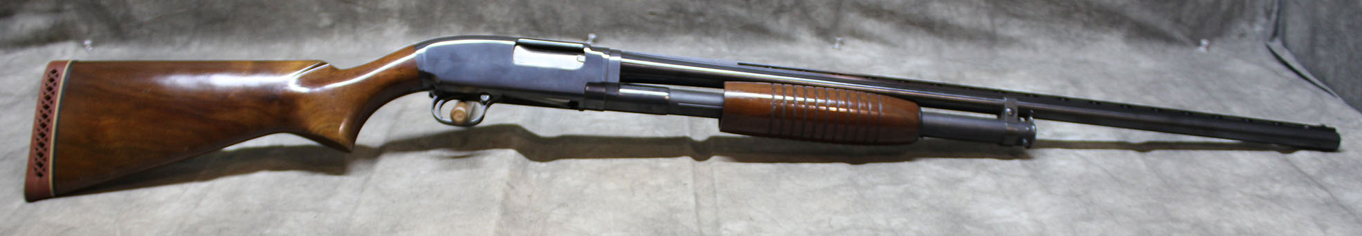 Winchester ~ Model 12 ~ 20 - Winchester