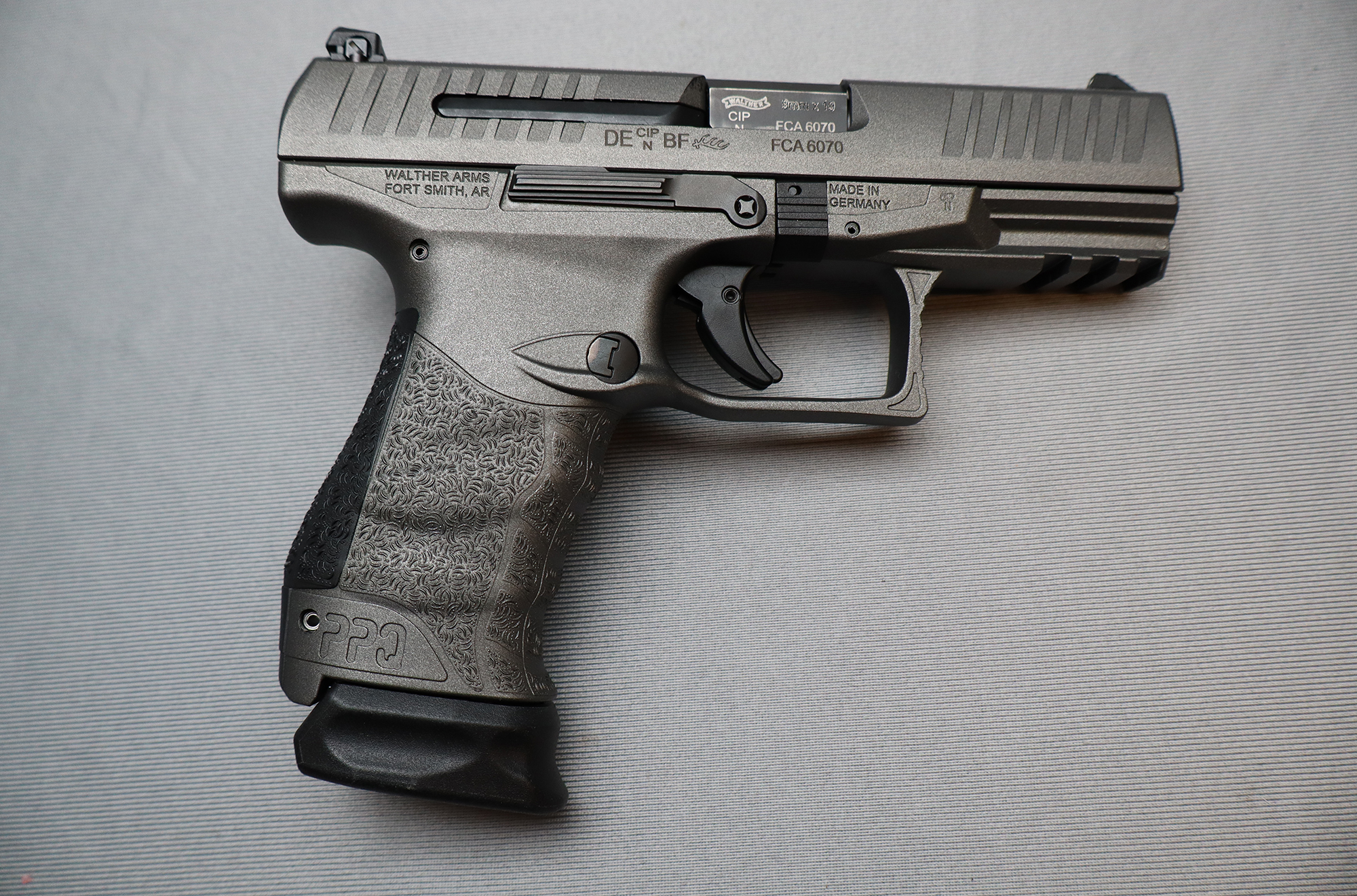 Walther ~ PPQ ~ 9mm Luger