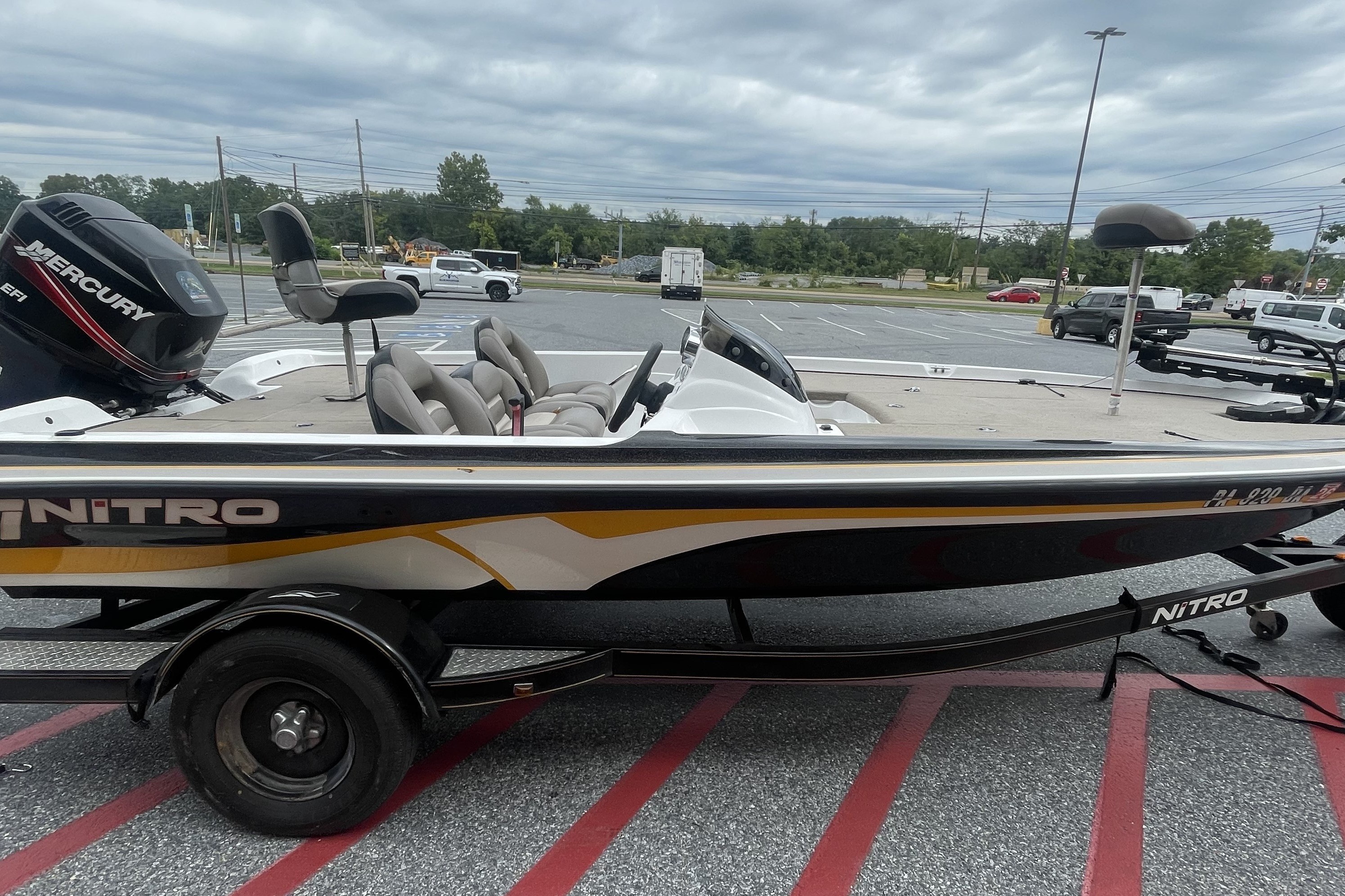  Pre-Owned 2008 Nitro Z-7 - $16997.00 at Bass Pro Shops