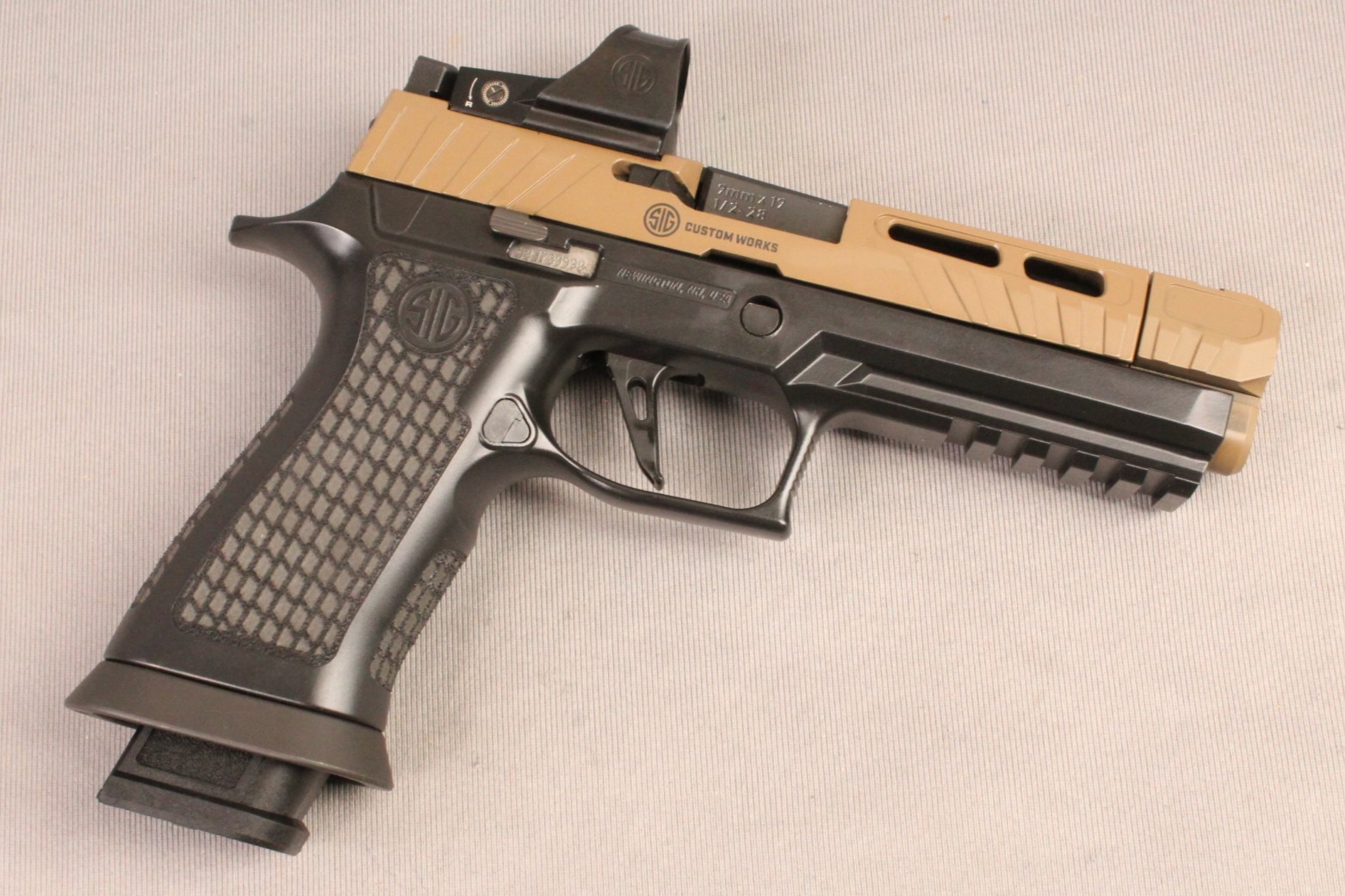 Image of SIG SAUER~P320 CUSTOM WORKS~9 LUG