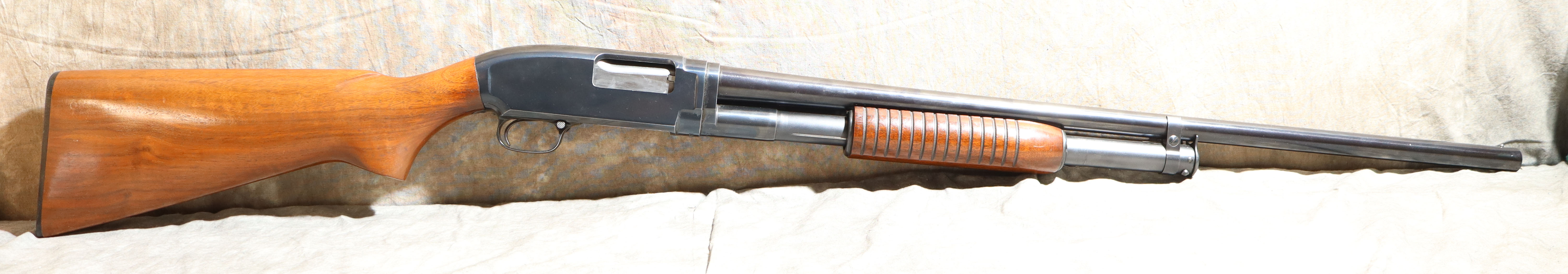 Winchester Model 12 - Winchester
