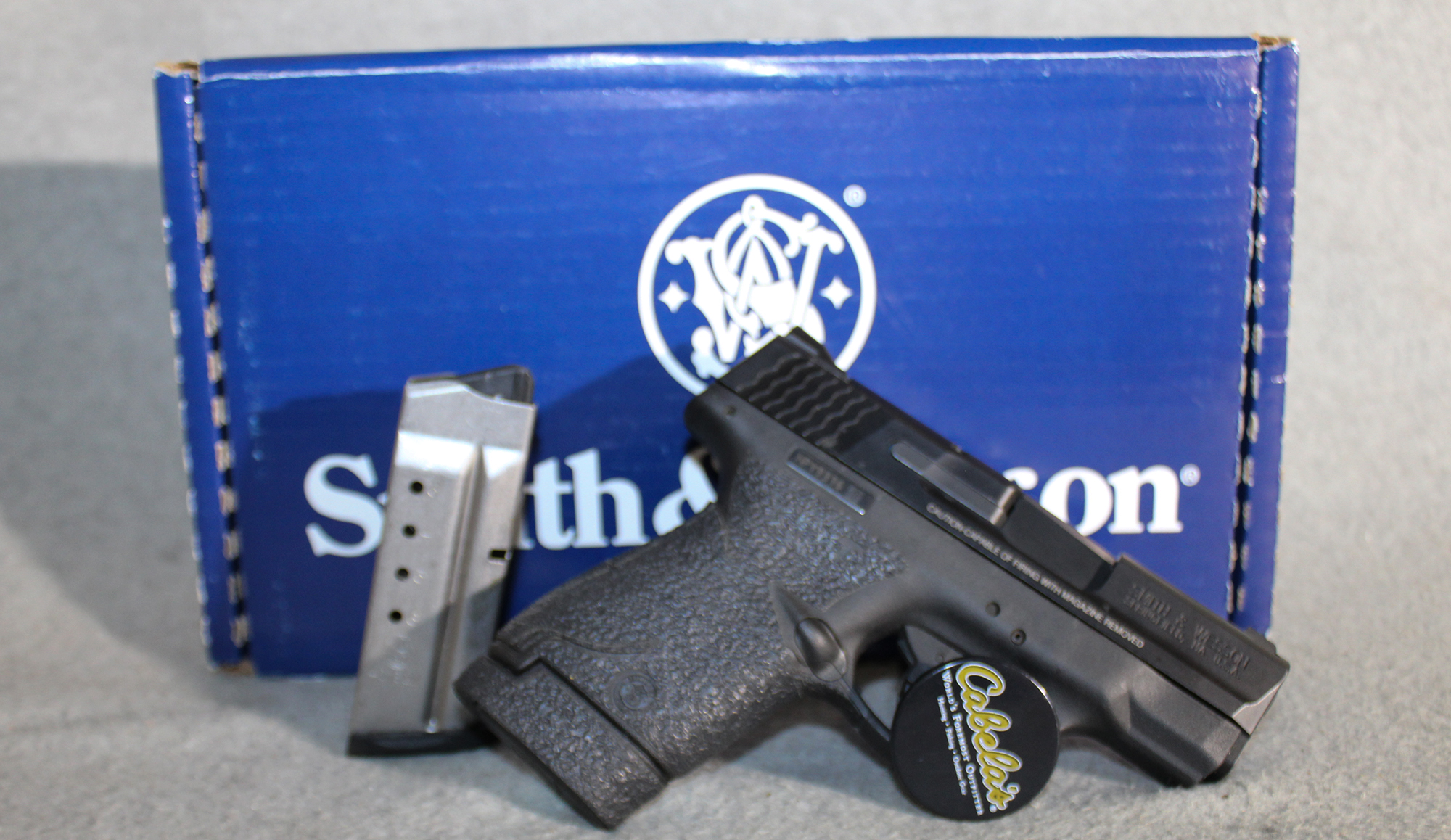 Smith &Wesson ~ M&ampP 40 Shield ~ .40 S&ampW - Smith & Wesson