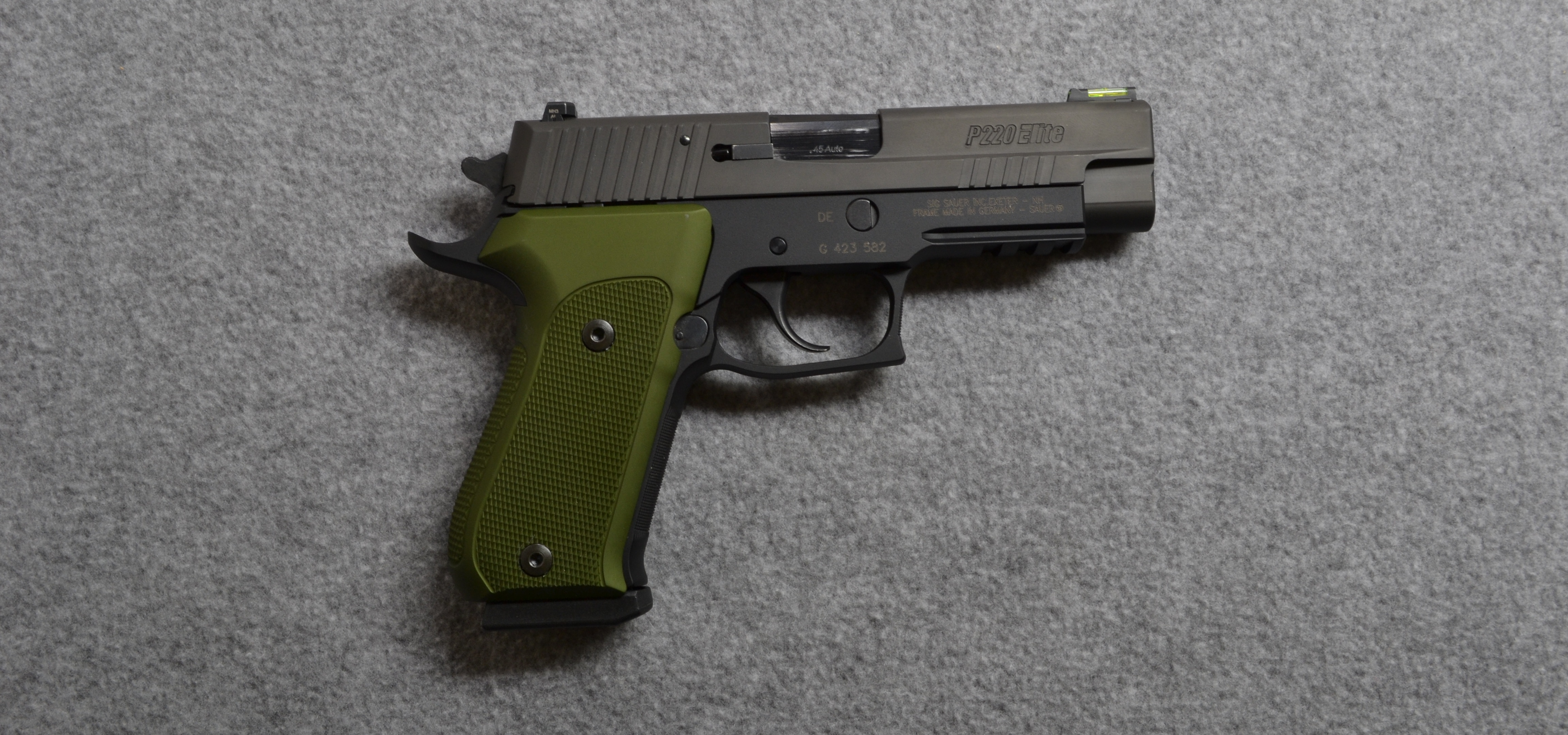 Image of SIG Sauer~P220 Elite~.45 Auto