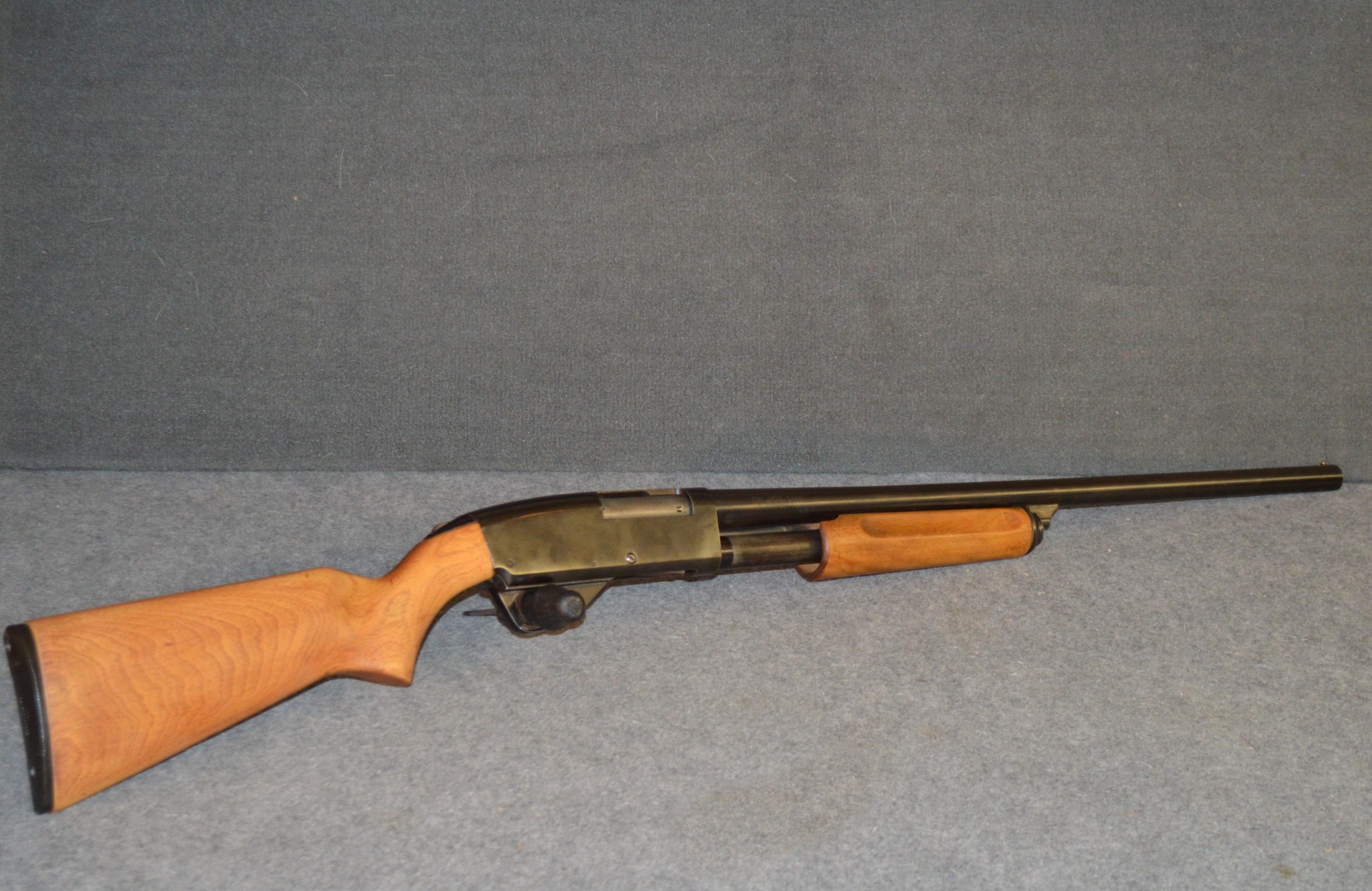 Image of Savage Arms ~ 567 ~ 12 Gauge
