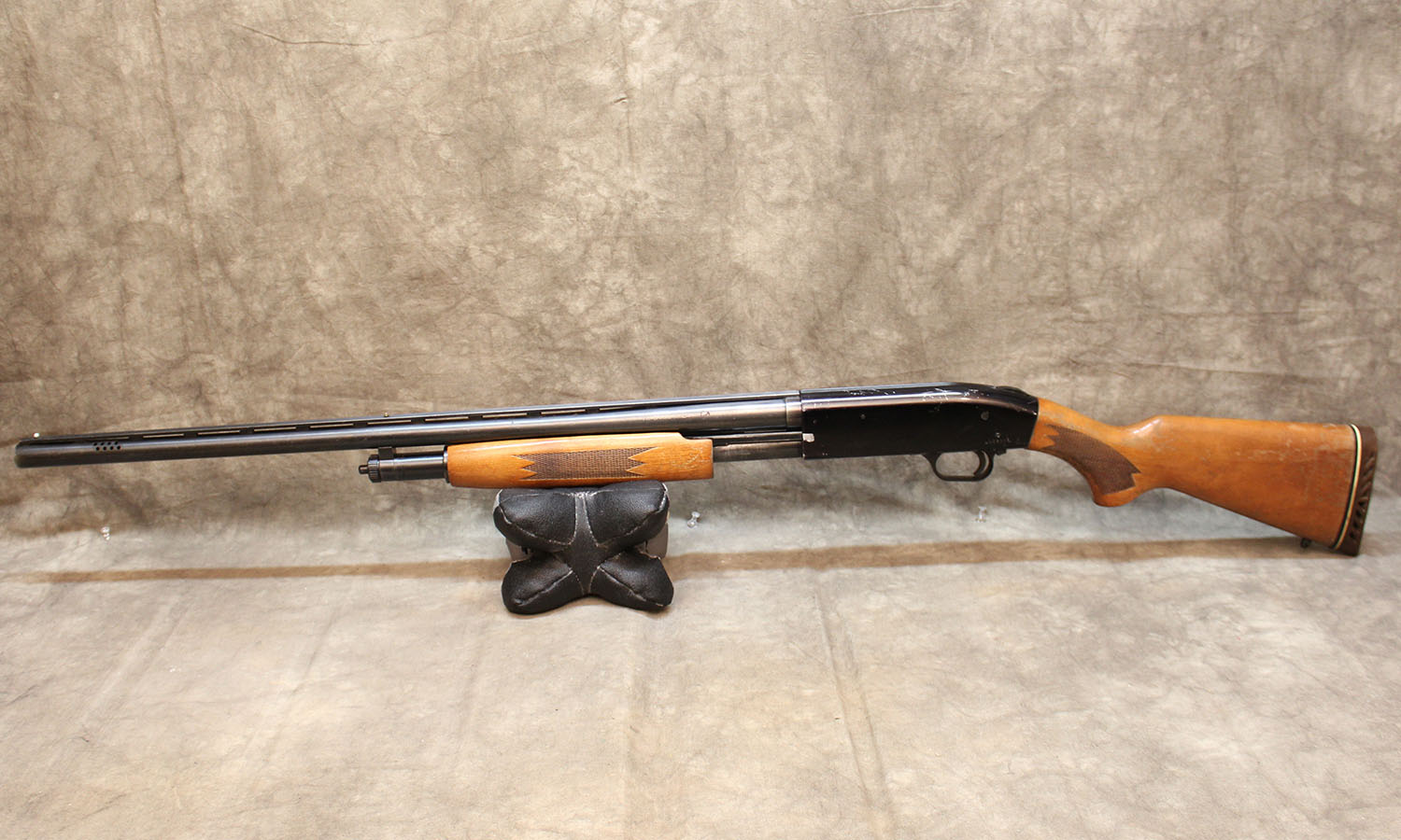 Mossberg ~ 500A ~12 Gauge
