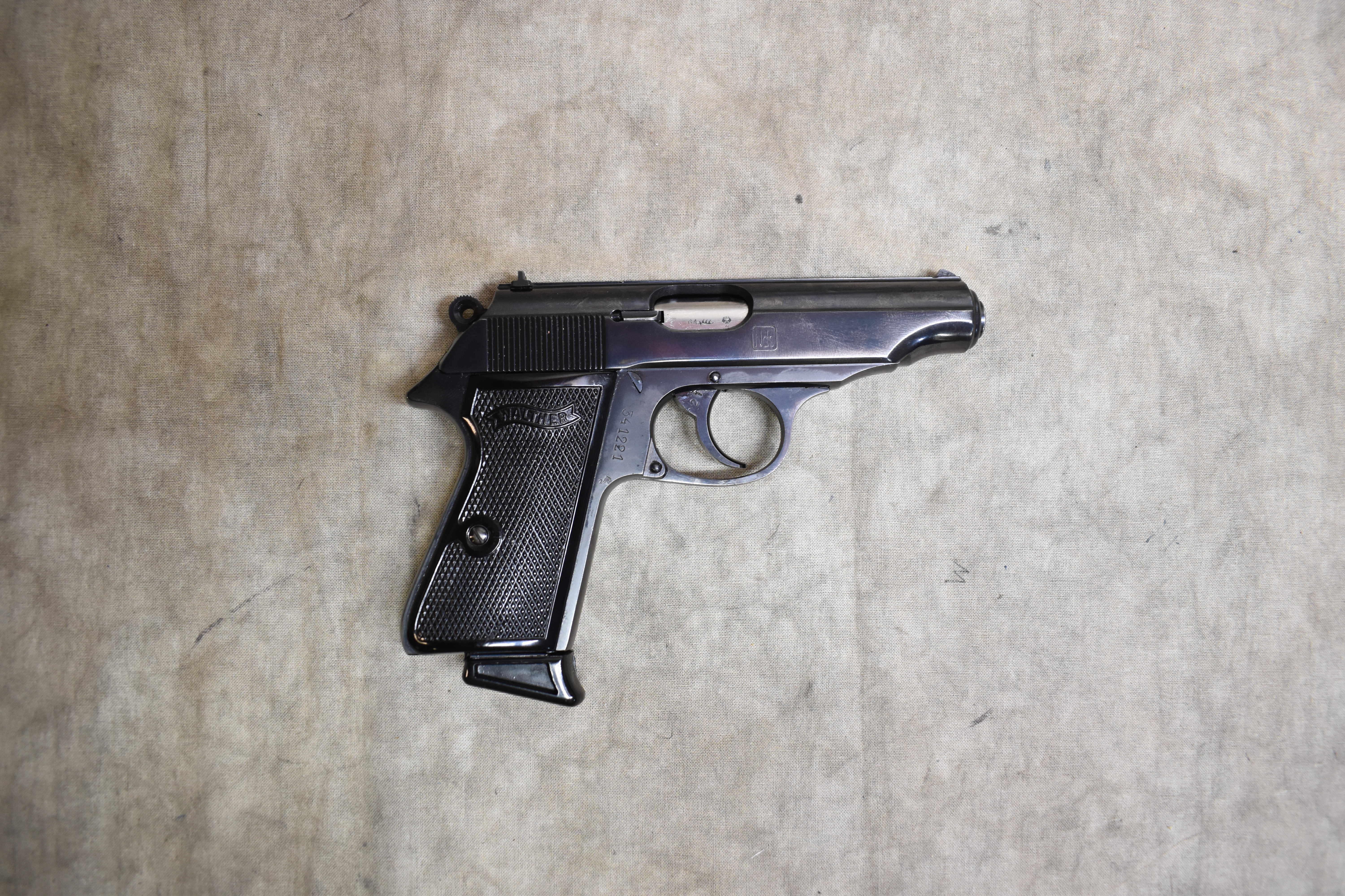 Image of Walther ~ PP ~ 7.65mm (.32 Auto)