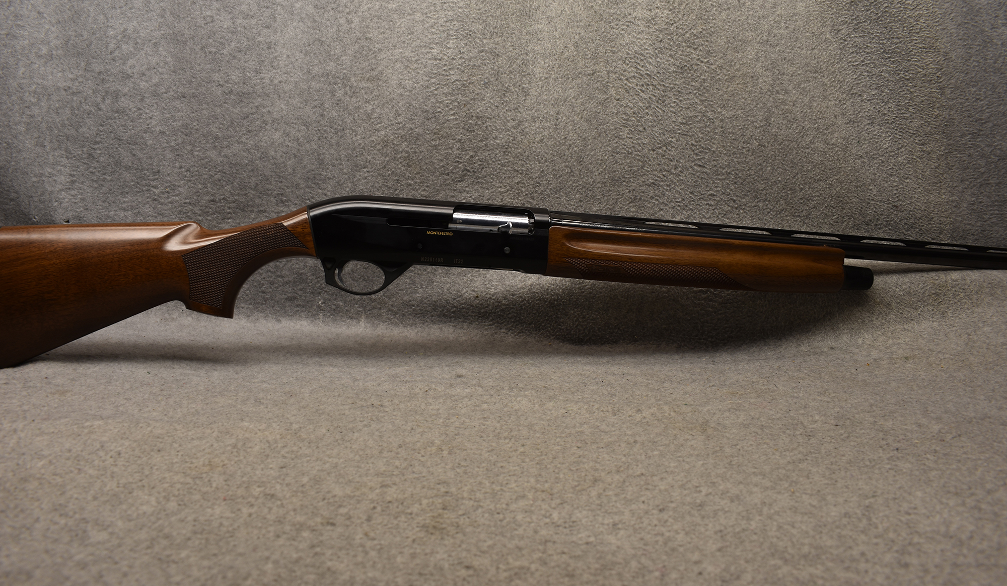 Benelli ~ Montefeltro ~ 20 Gauge - Benelli