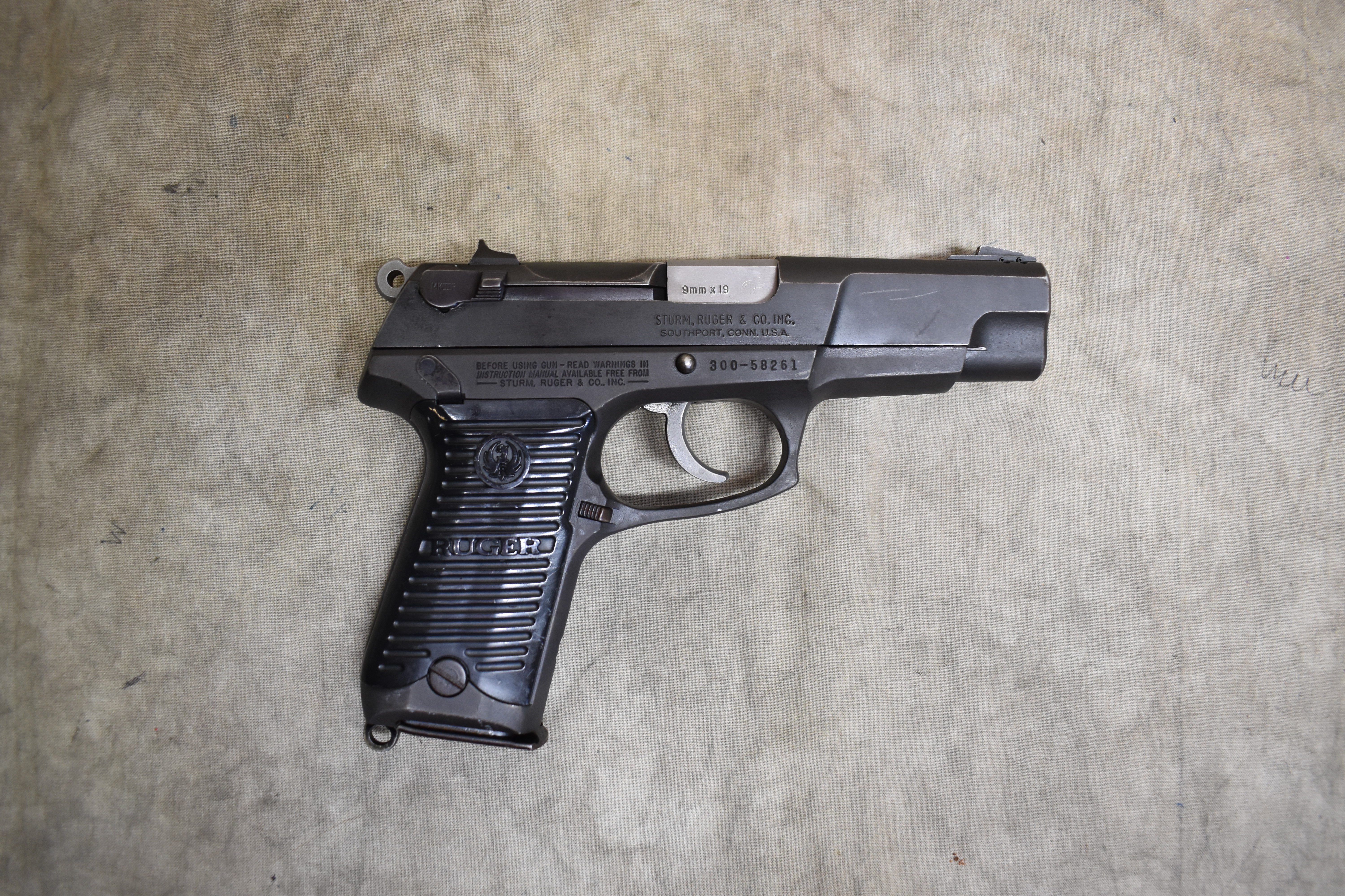 Ruger ~ P85 ~ 9mm Luger - Ruger