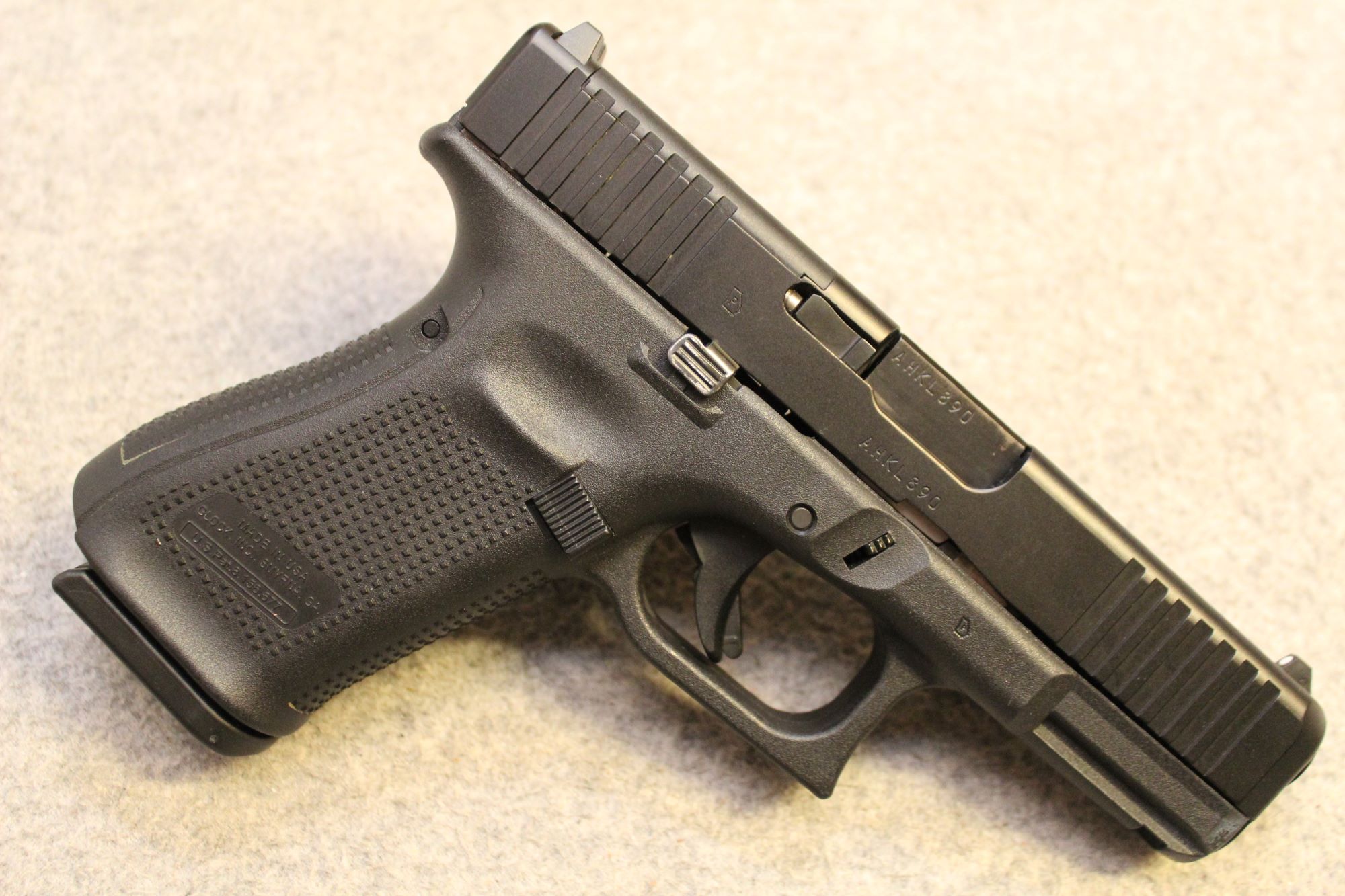 Glock ~ 19 Gen 5 ~ 9mm Luger - Glock