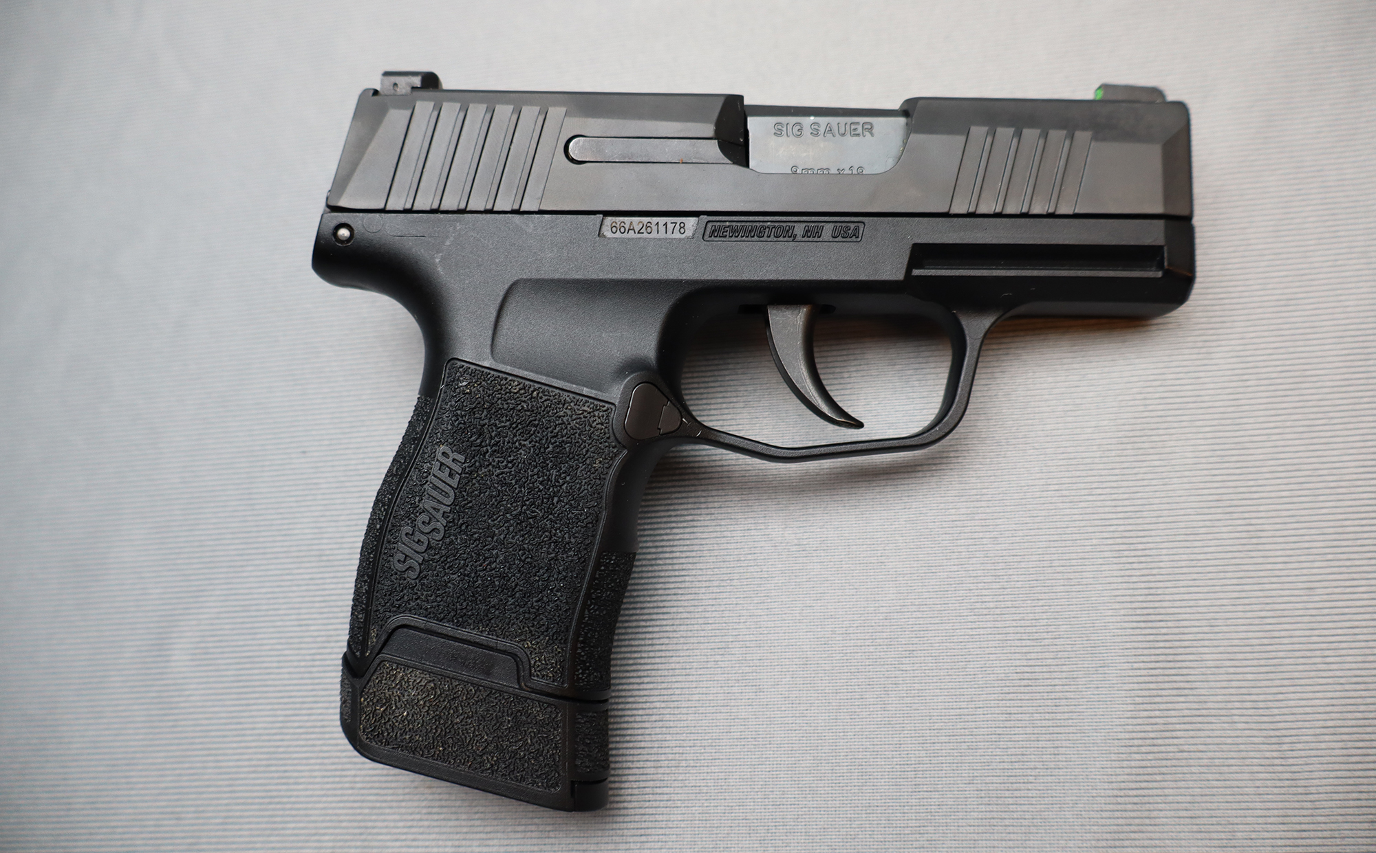 Sig Sauer ~ P365 ~ 9mm Luger - Sig Sauer