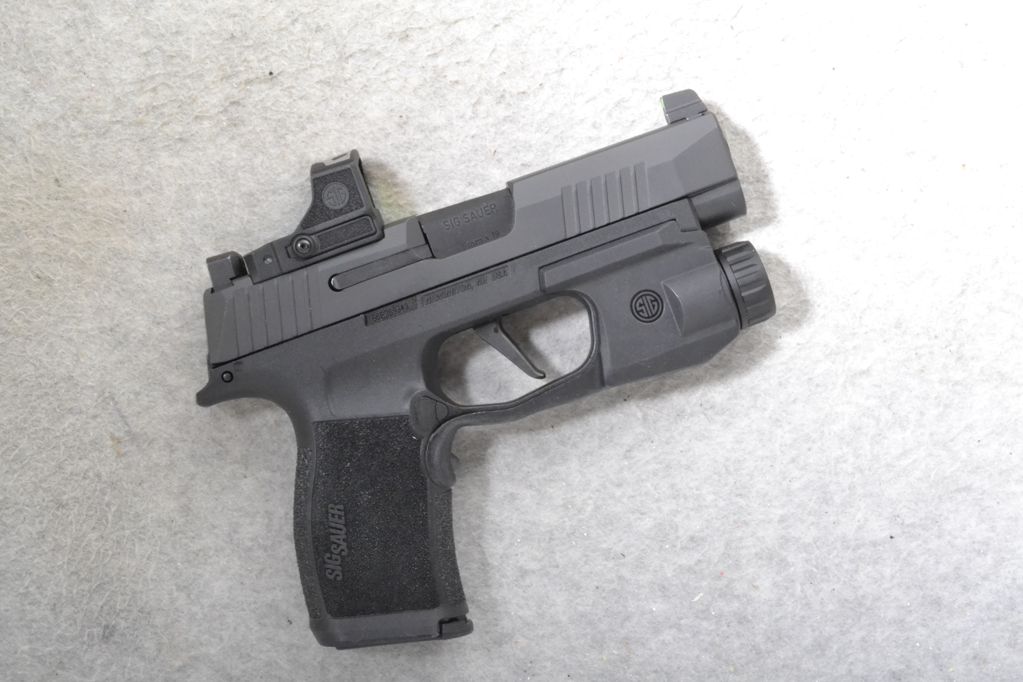 SIG SAUER ~ P365 ~ 9MM Luger - Sig Sauer