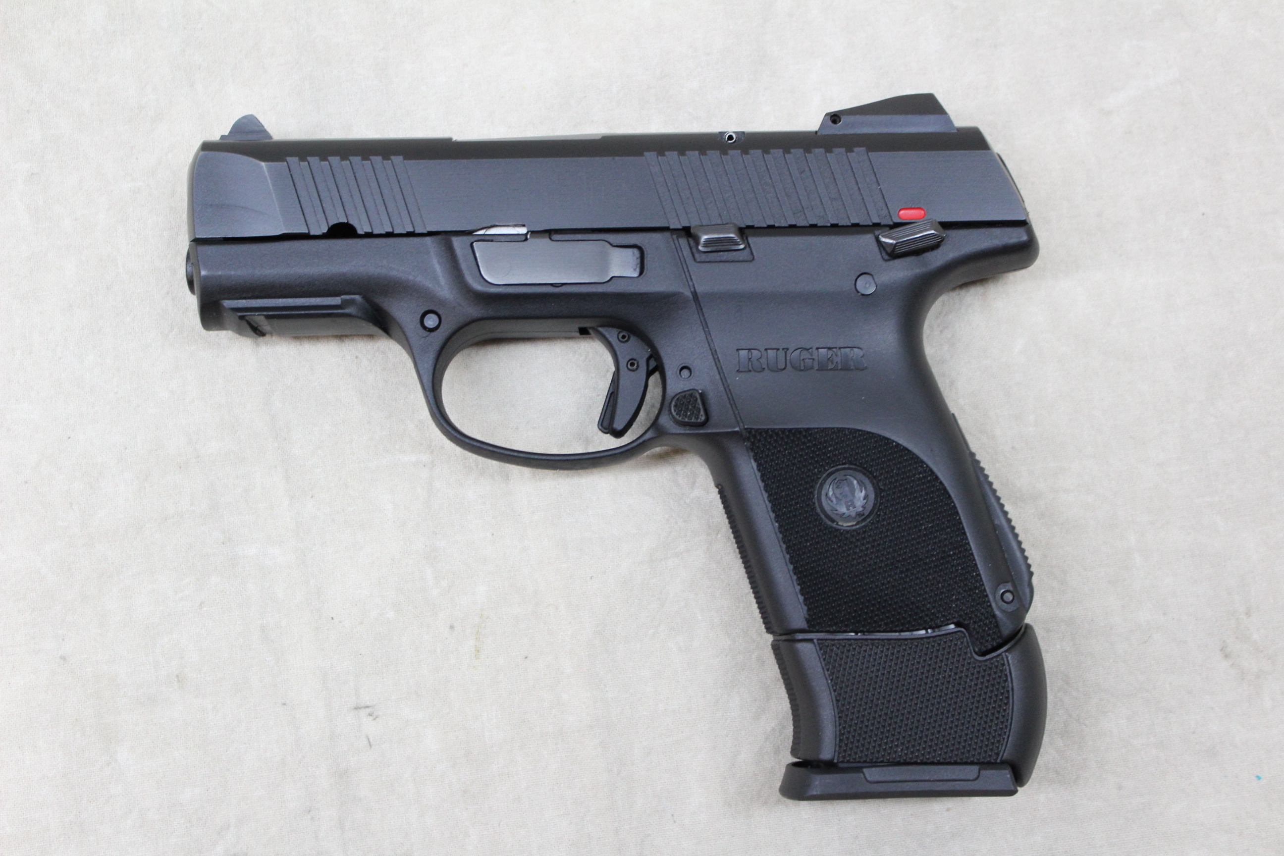 Ruger SR9C ~ 9mm Luger ~ - Ruger