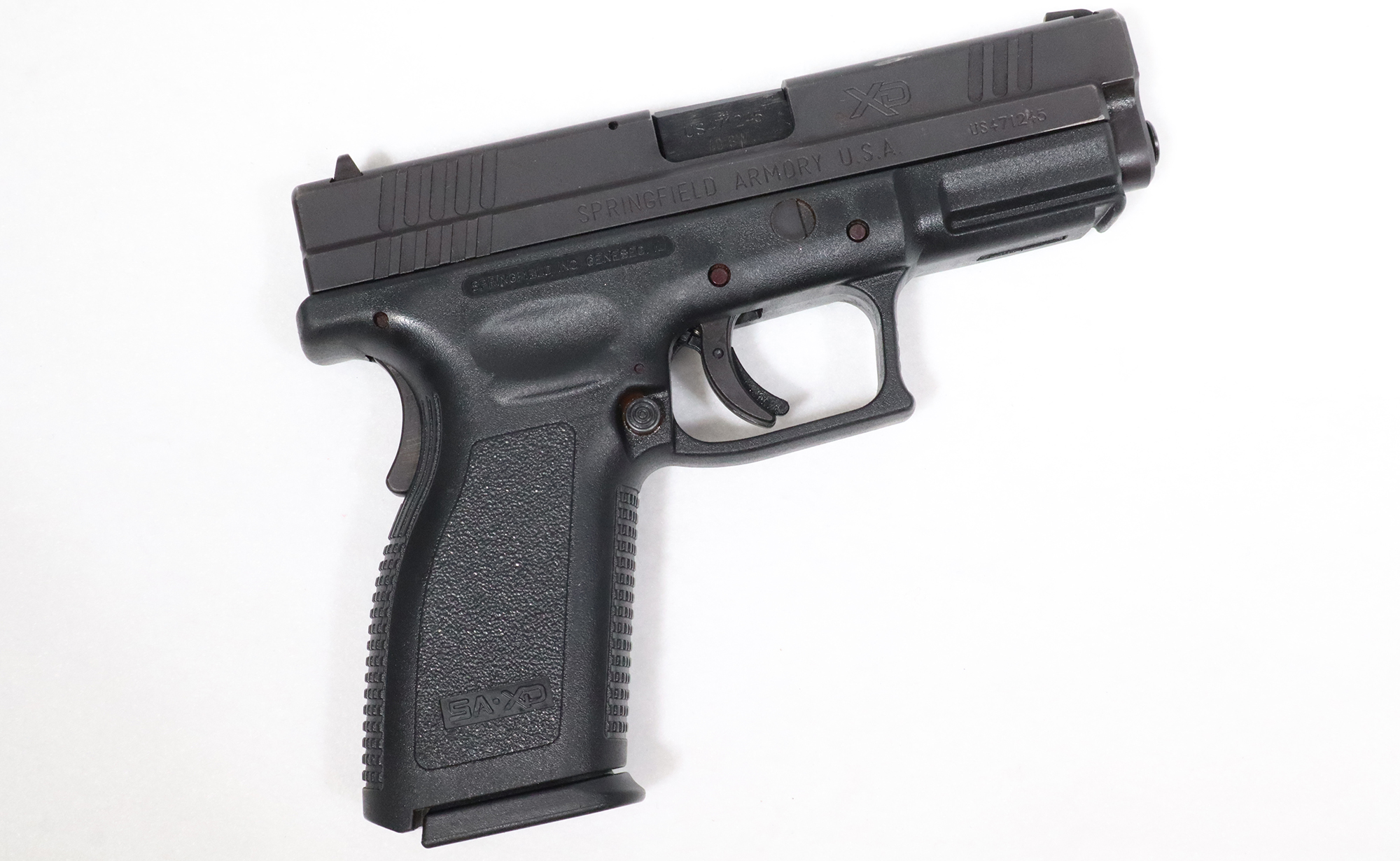 Springfield Armory XD-40 chambered in .40 S&W.