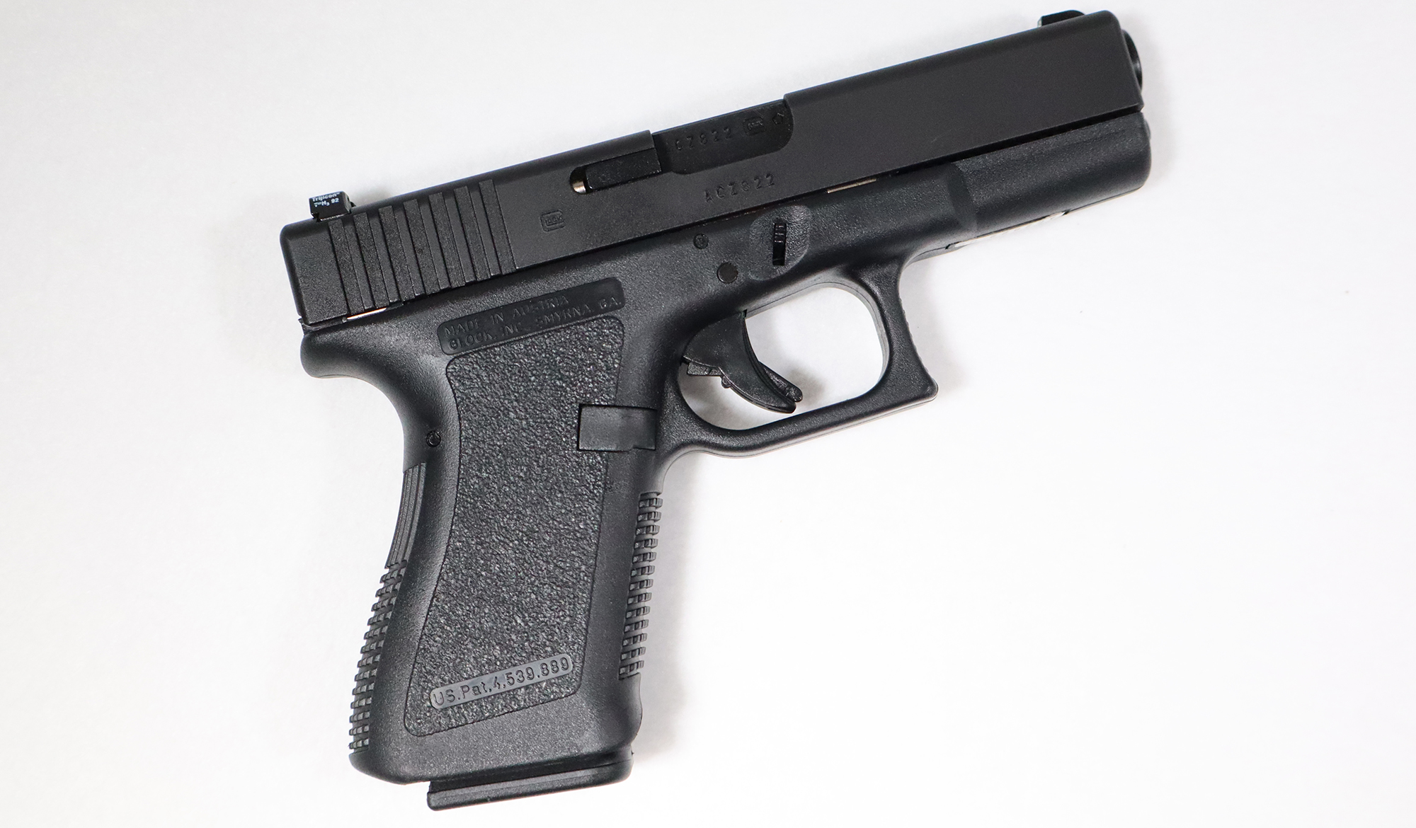 Glock 23 Gen 2 Semi-Automatic Pistol  .40 S&ampW - Glock