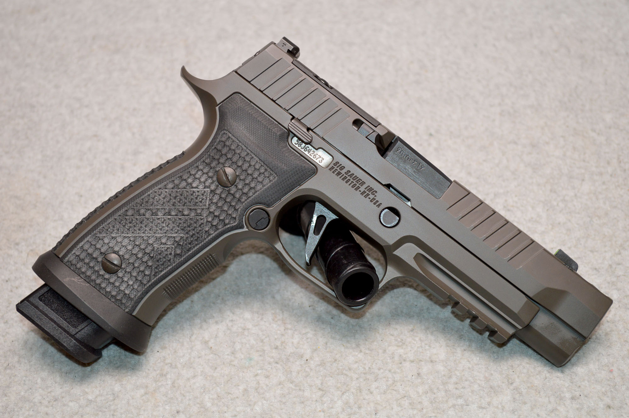 Sig Sauer ~ P320 AXG Legion ~ 9mm Luger - Sig Sauer