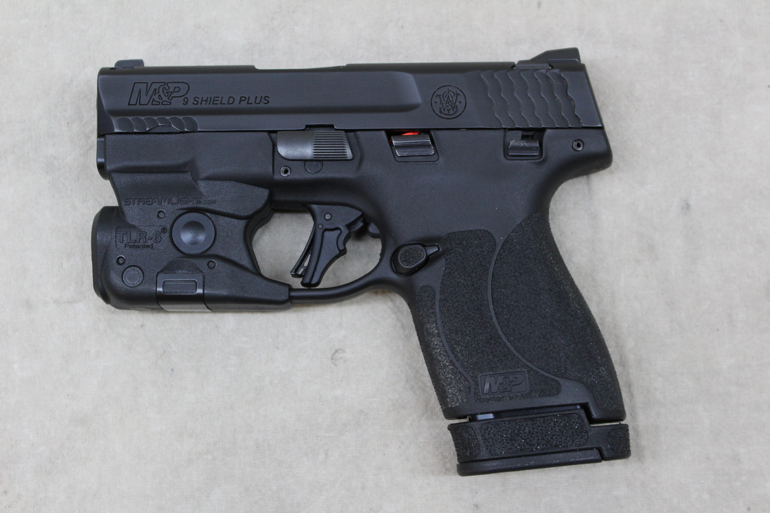 Smith &Wesson M&ampP9 Shield ~ 9mm Luger ~ - Smith & Wesson