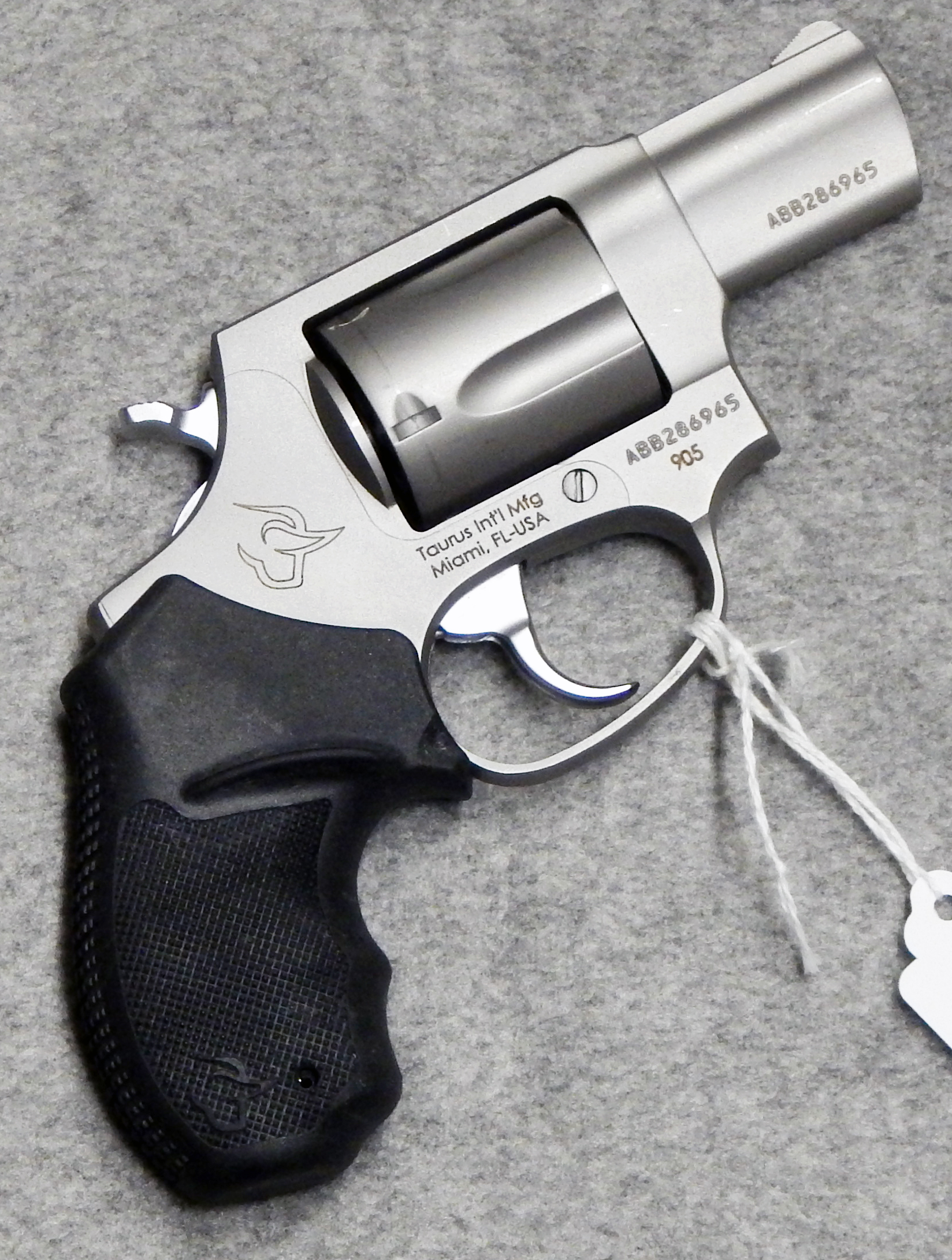 Image of Taurus ~ 905 ~ 9 mm Luger.