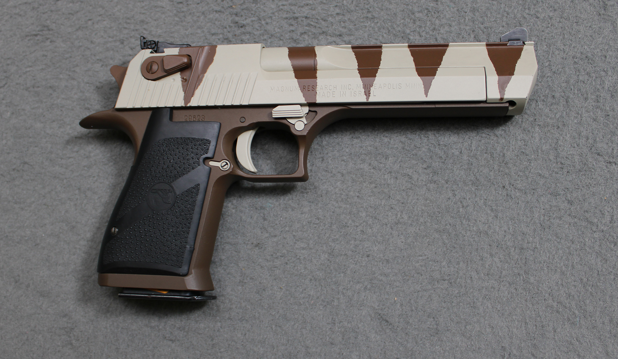 Image of Magnum Research (IMI) ~ Desert Eagle ~ .44 Magnum