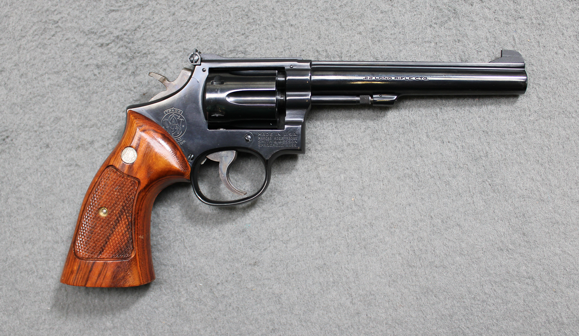 Image of Smith & Wesson ~ 17-4 ~ .22 Long Rifle