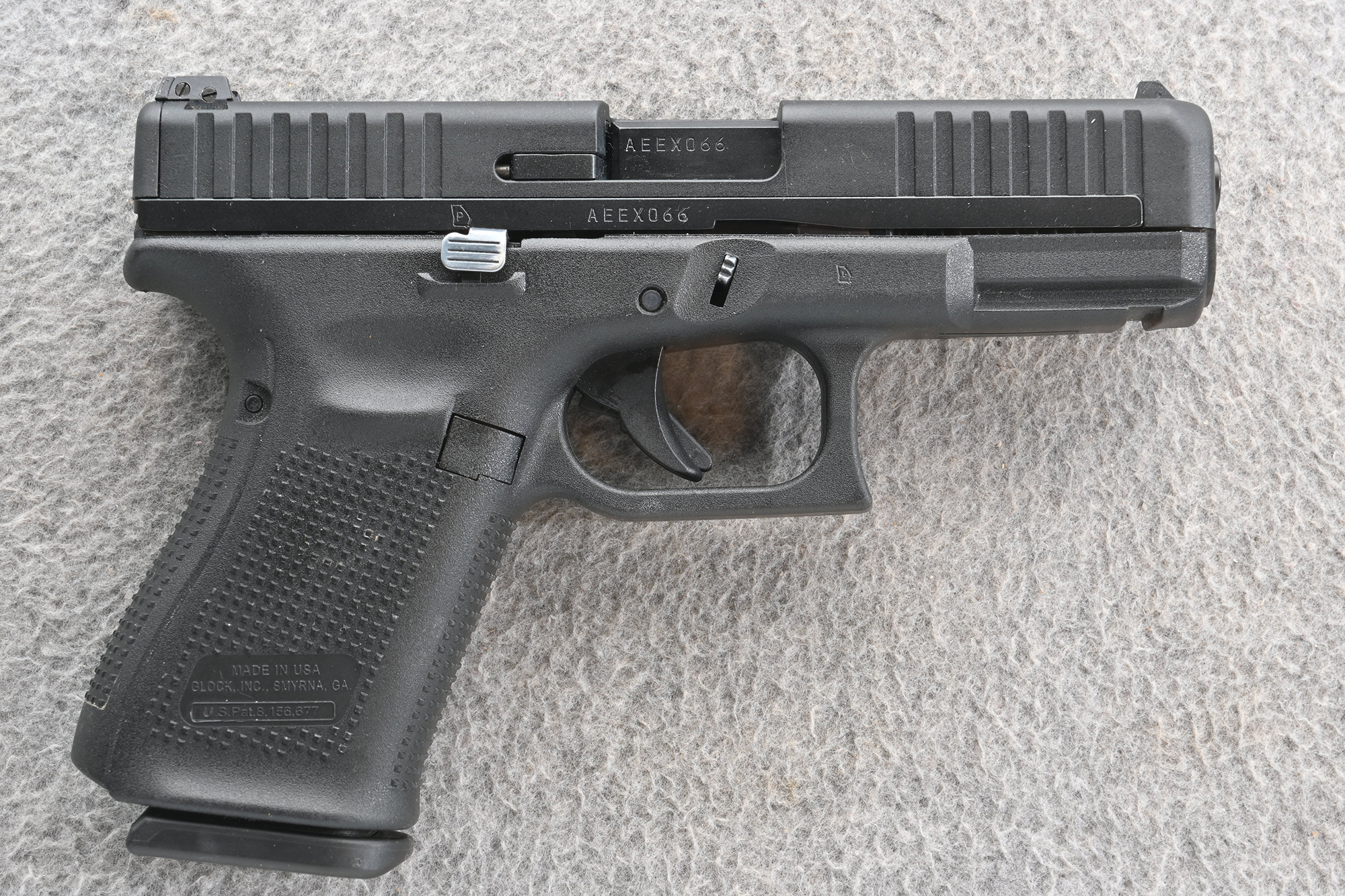 Glock ~ 44 ~ .22 LR - Glock