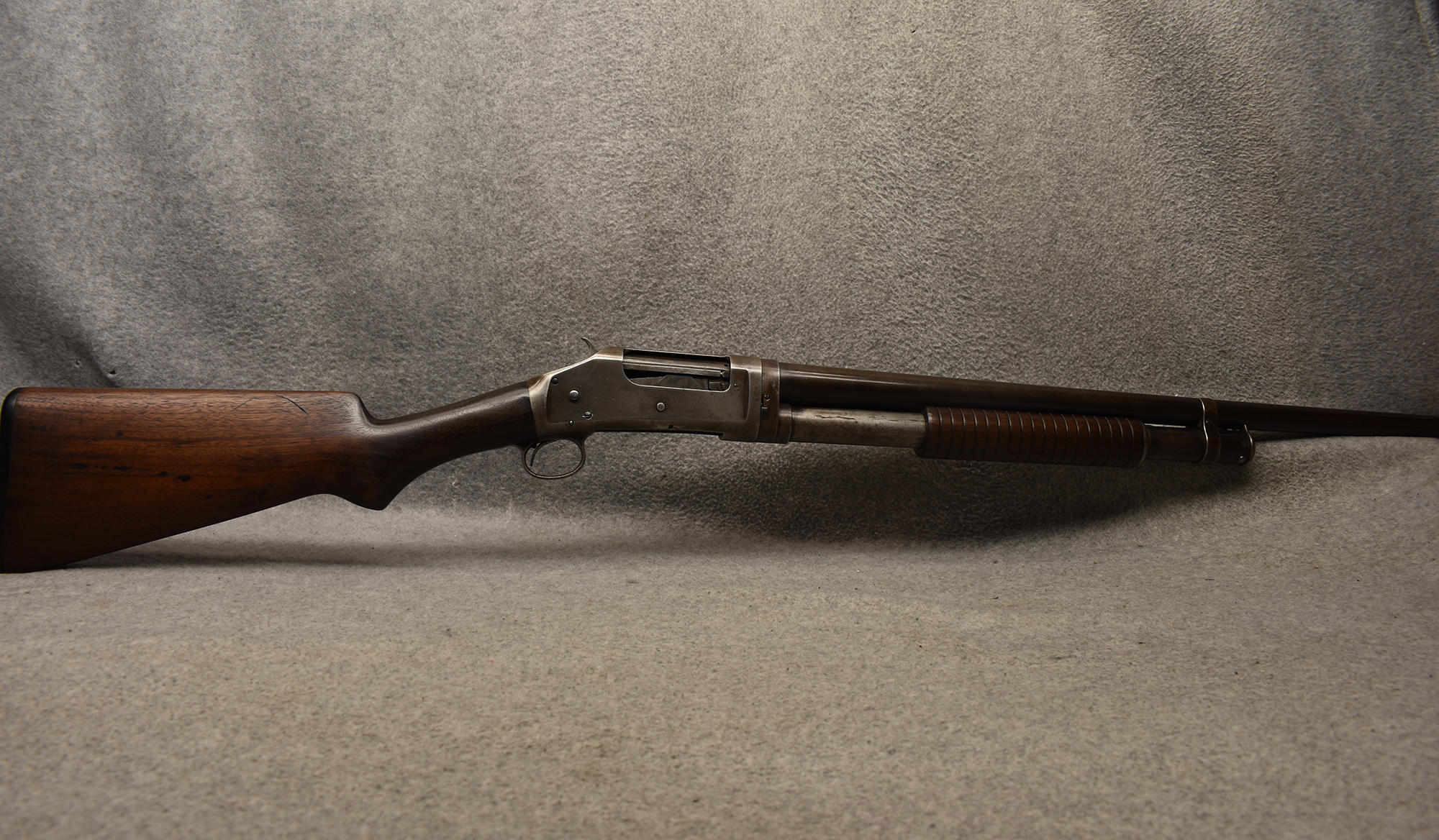 Winchester ~ Model 1897 ~ 12 Gauge - Winchester