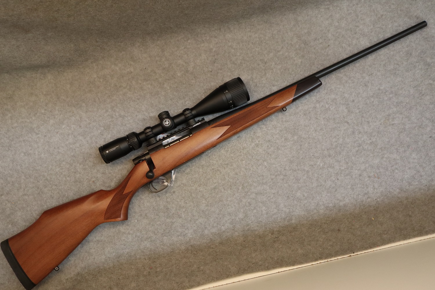 Weatherby ~ Vanguard ~ .243 win - Weatherby