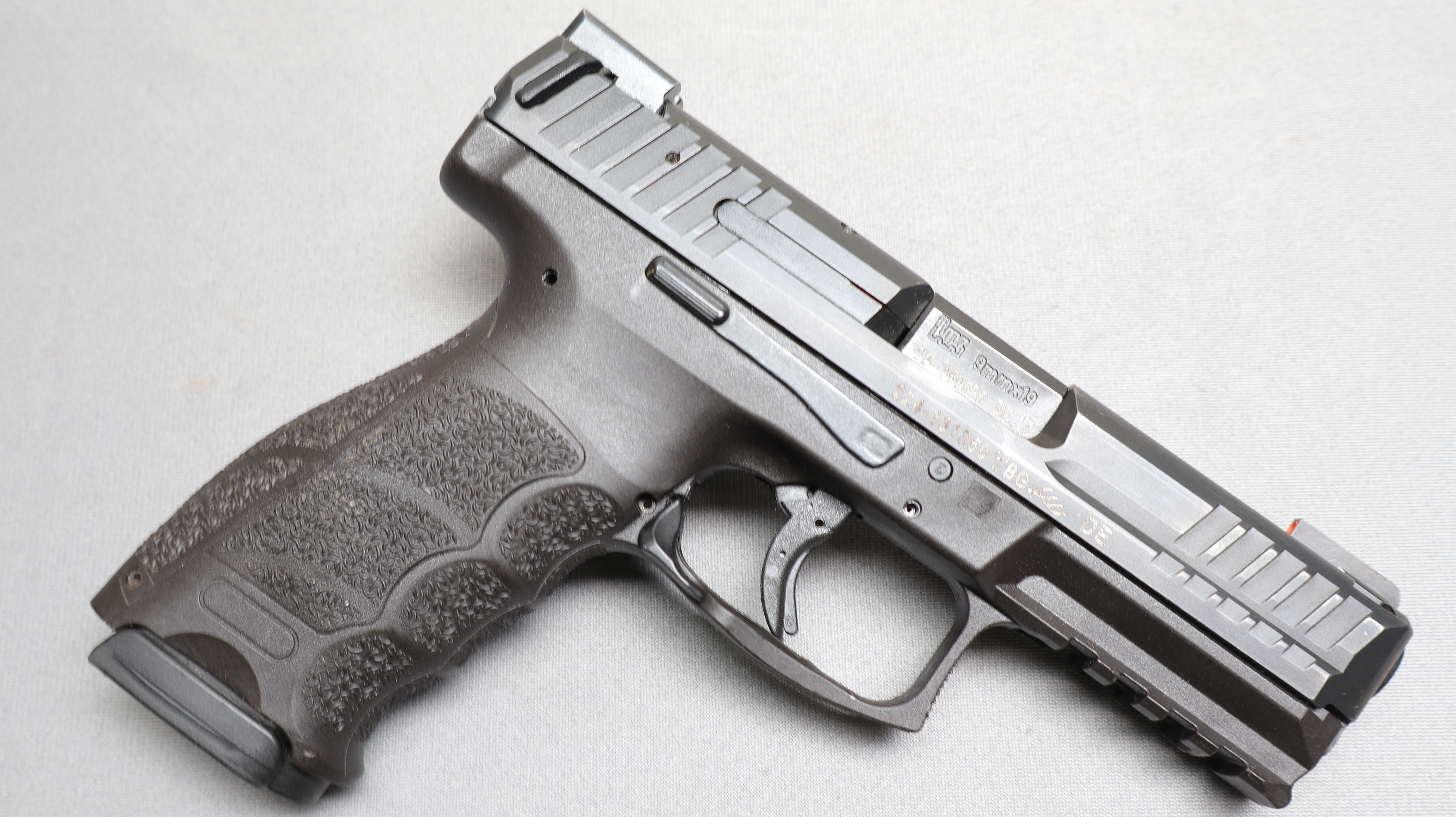 HK VP9 9x19mm - Heckler and Koch