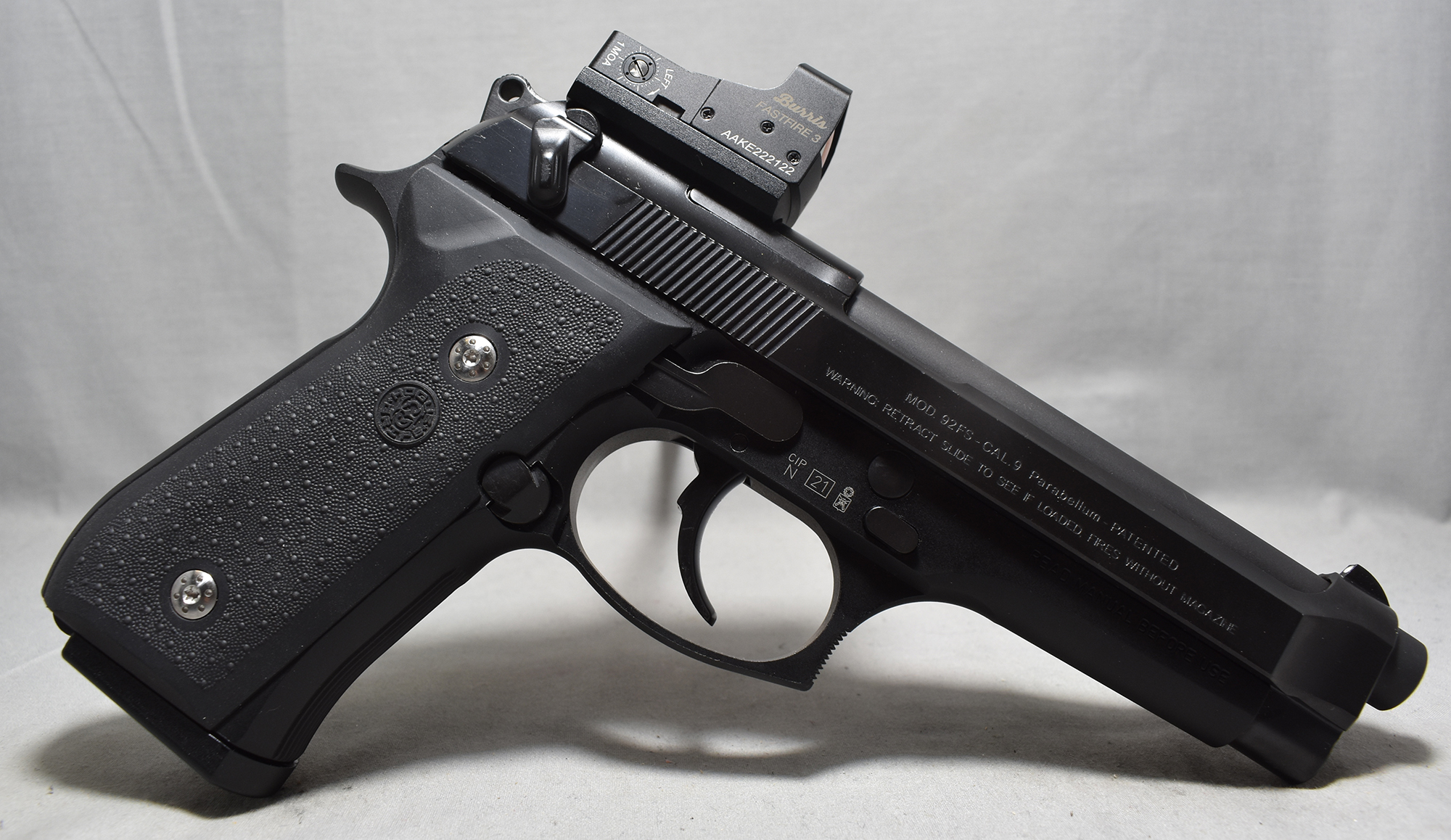 Beretta ~ Model 92 FS ~ 9mm Parabellum - Beretta