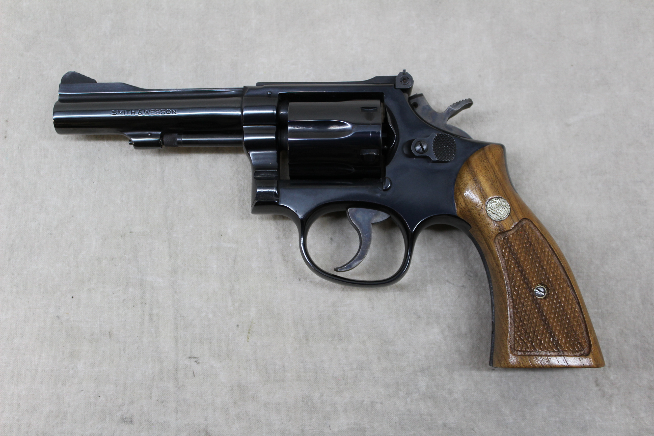 Image of Smith & Wesson ~ 15-4 ~ .38 S&W Spl.