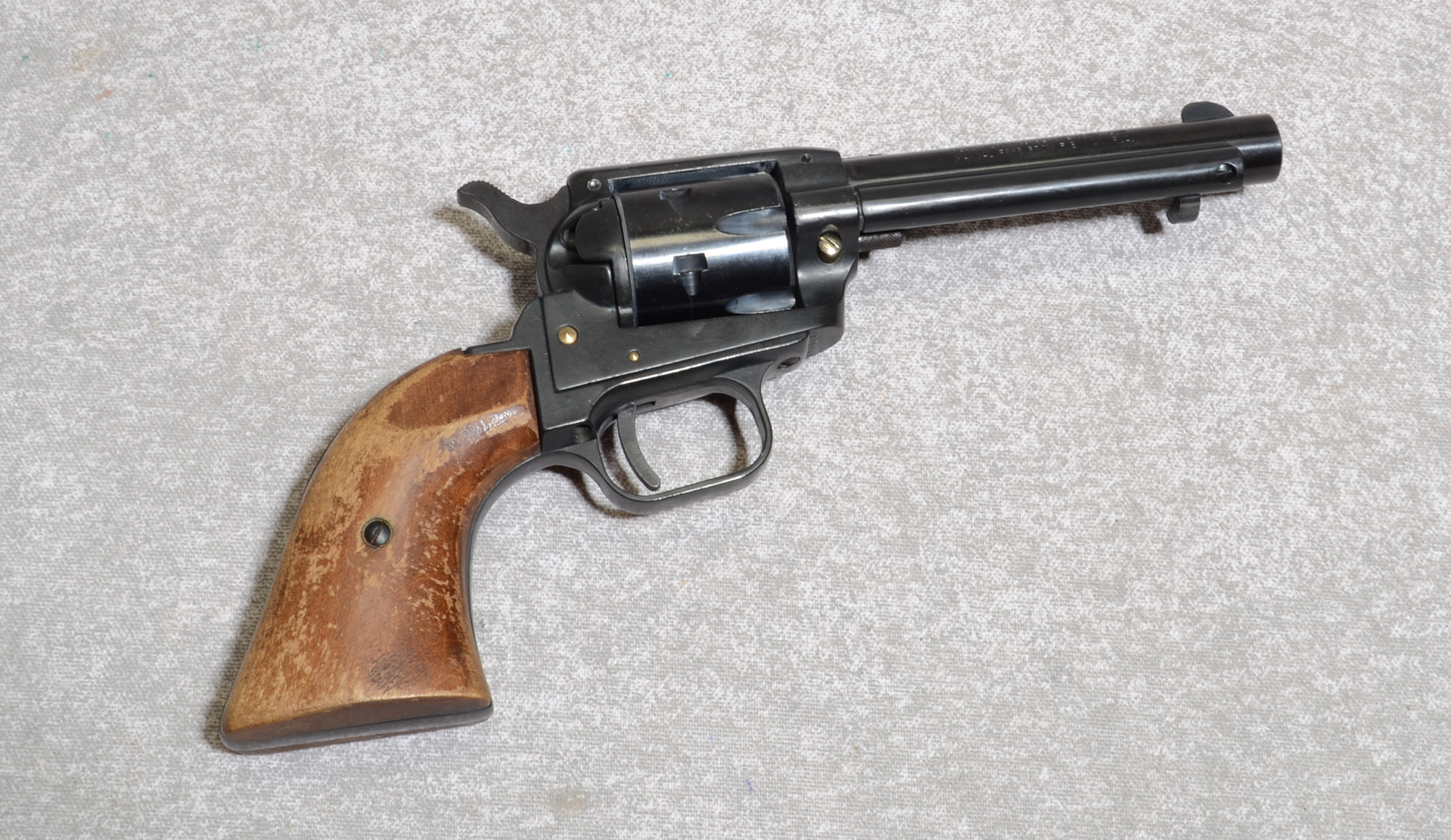 F.I.E. TEX .22 LR Pistol, .22 Long Rifle, 4.75″ Barrel - FIE