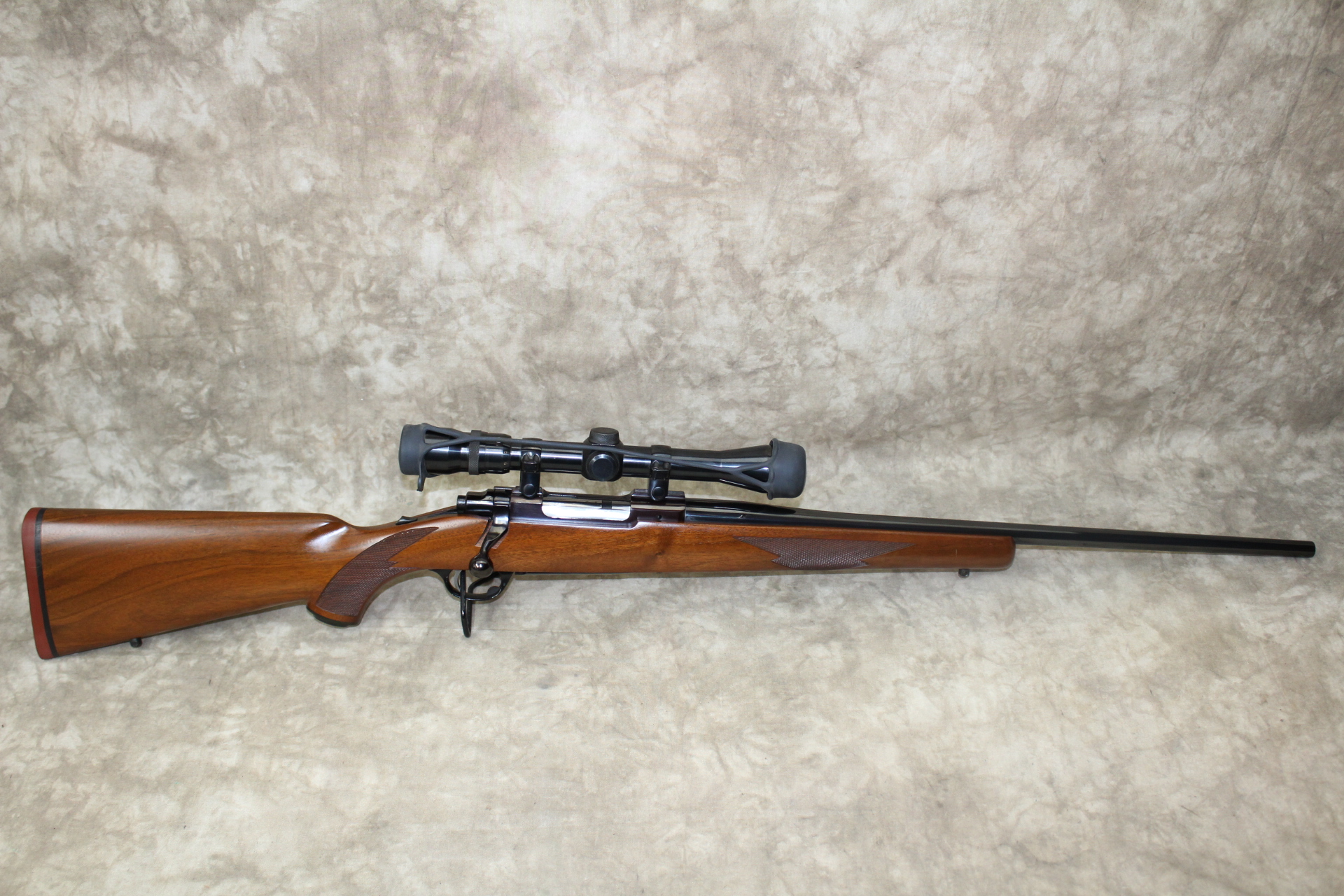 Ruger~M77~.243 Winchester - Ruger
