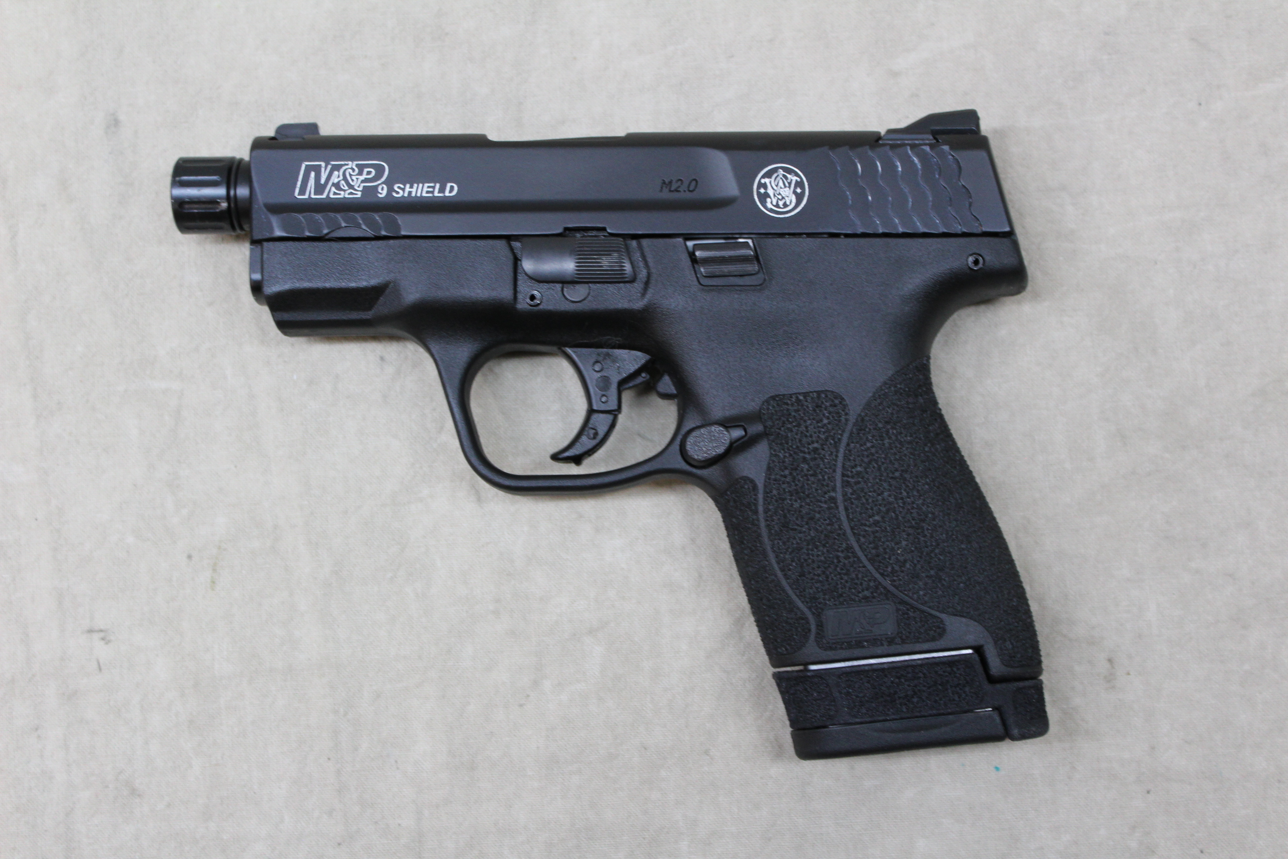 M&ampP 9 Shield M2 ~ 9mm Luger ~ - Smith & Wesson