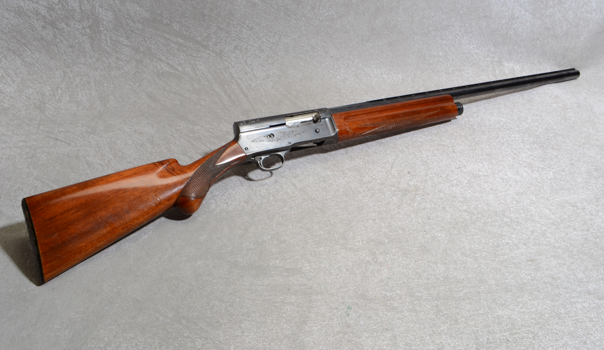 Browning Shotgun, 12 Gauge, 27.5″ Barrel - Browning