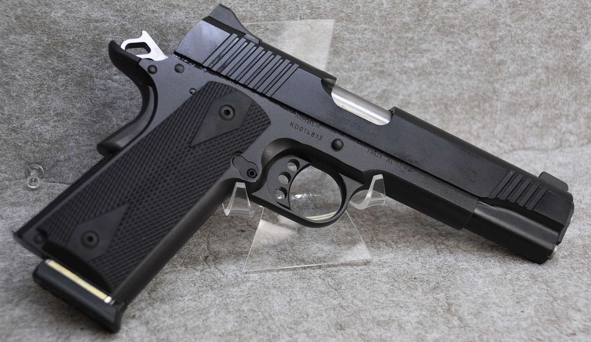 KIMBER ~ CUSTOM LW ~ .45 ACP - Kimber
