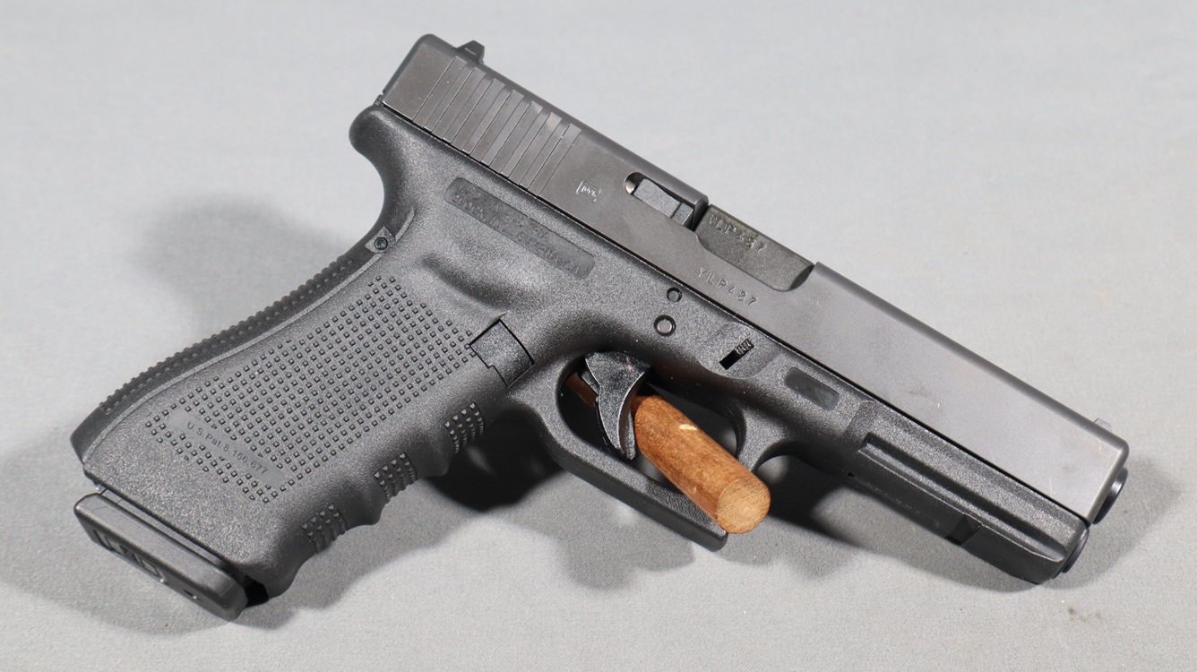Glock~17 Gen 4~9mm Luger - Glock