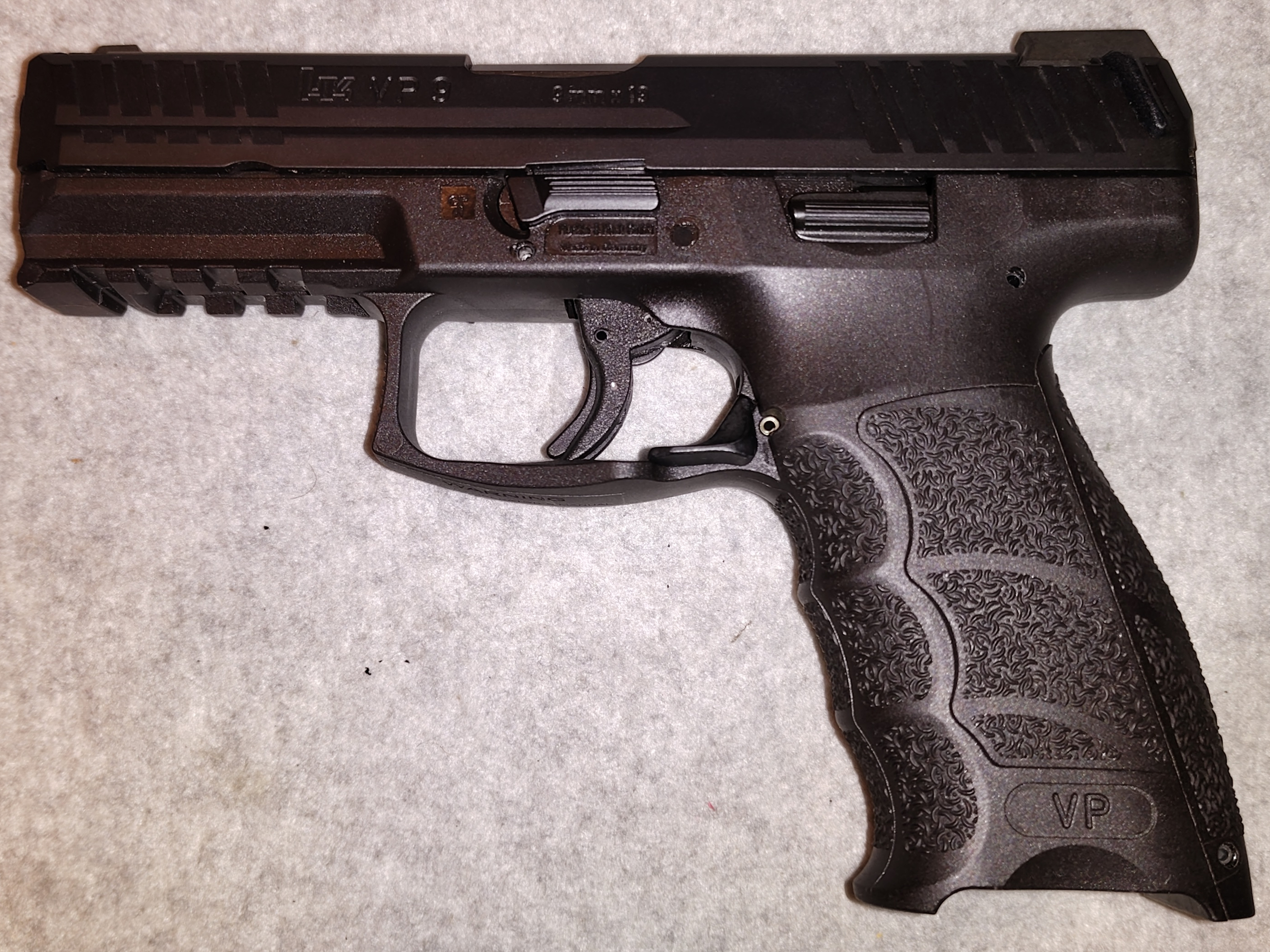 HECKLER &KOCH ~ VP9 ~ 9MM LUGER - Heckler and Koch