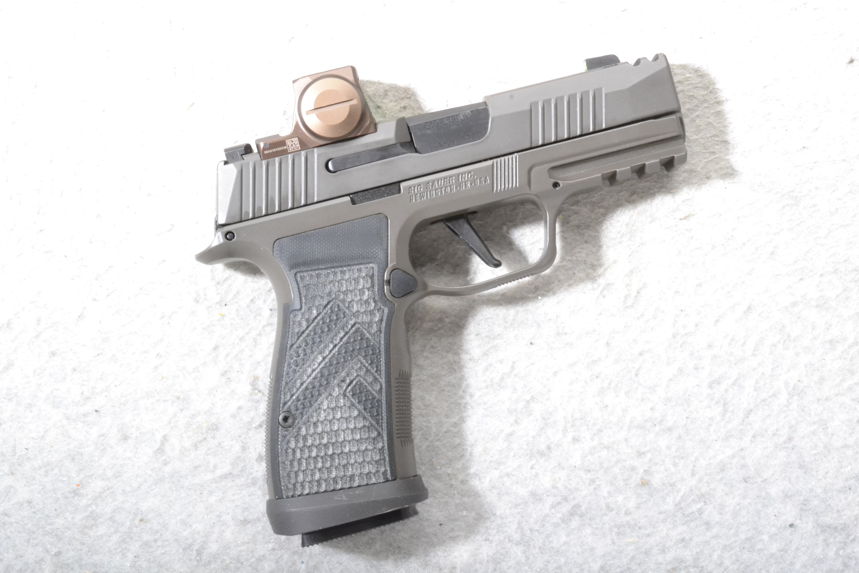 SIG SAUER ~ P365 ~ 9MM Luger - Sig Sauer