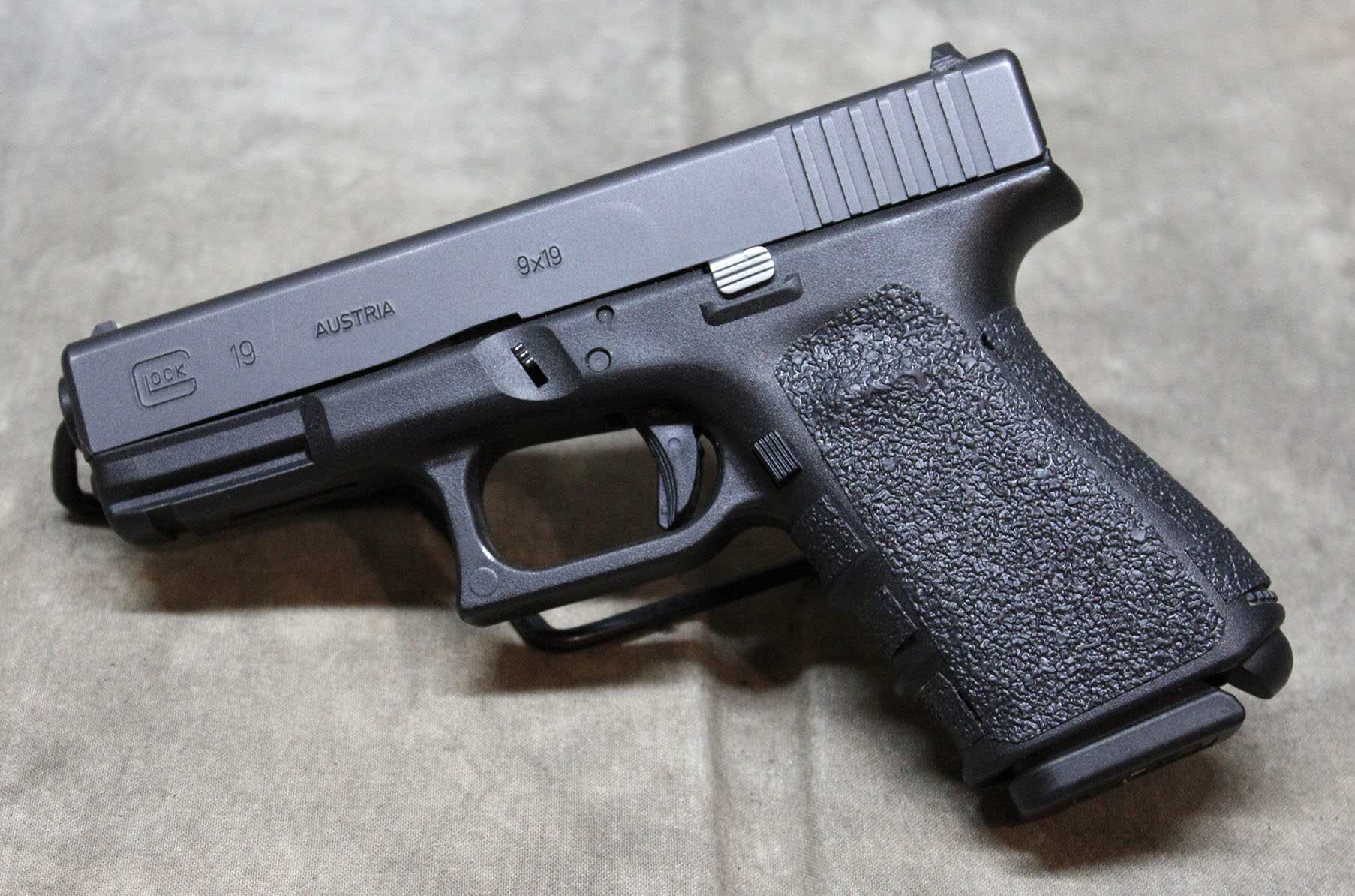 Glock ~ 19 ~ 9mm - Glock