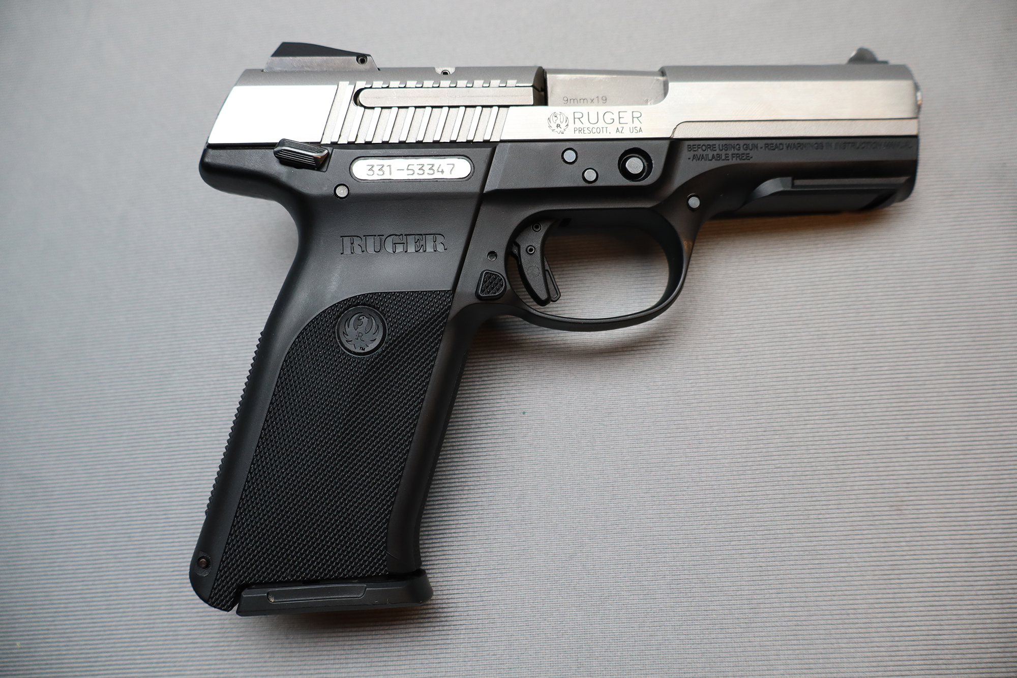 Ruger ~ SR9 ~ 9mm Luger - Ruger