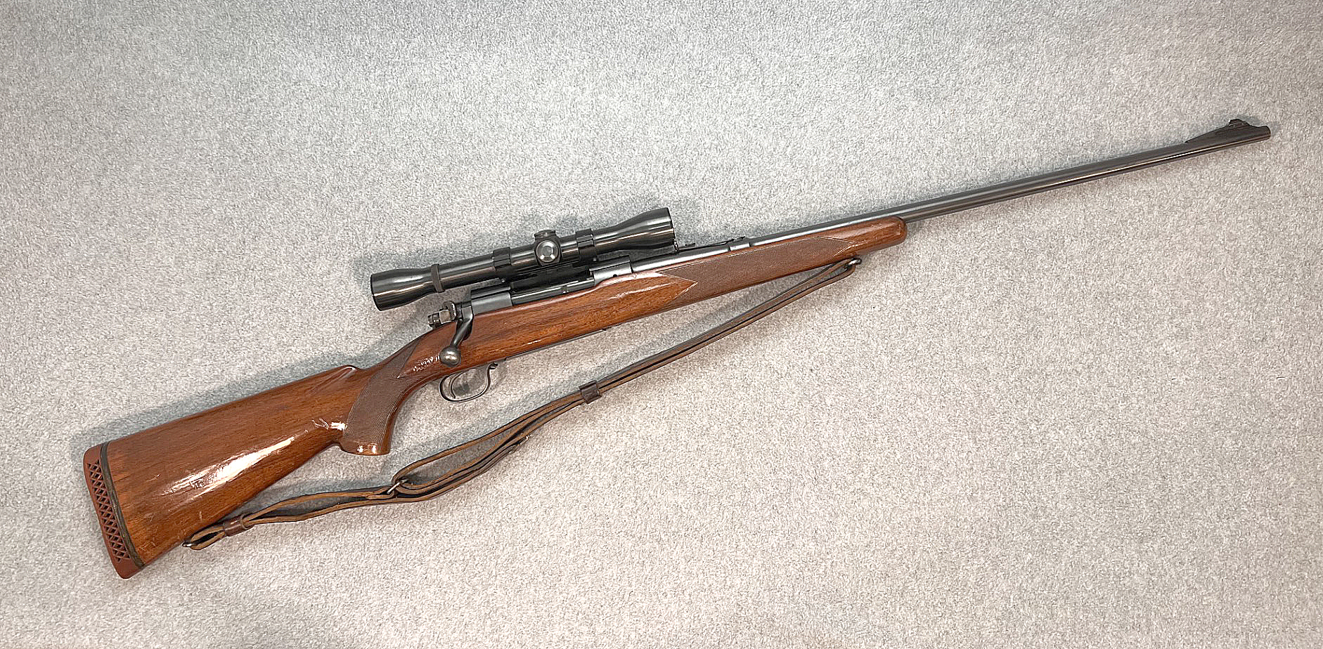 Winchester ~ Model 70 ~ .300 Winchester - Winchester