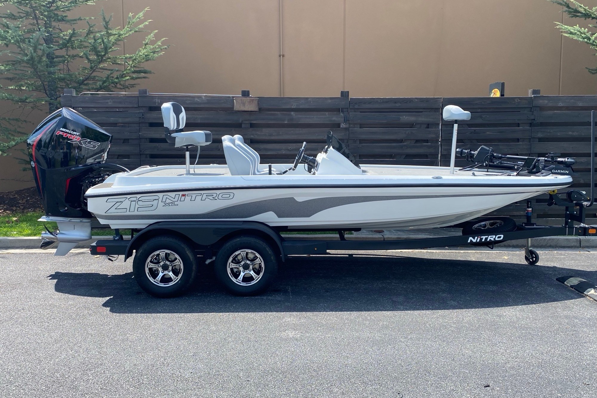  2027 NITRO Z19 XL PRO - $59960.00 at Bass Pro Shops