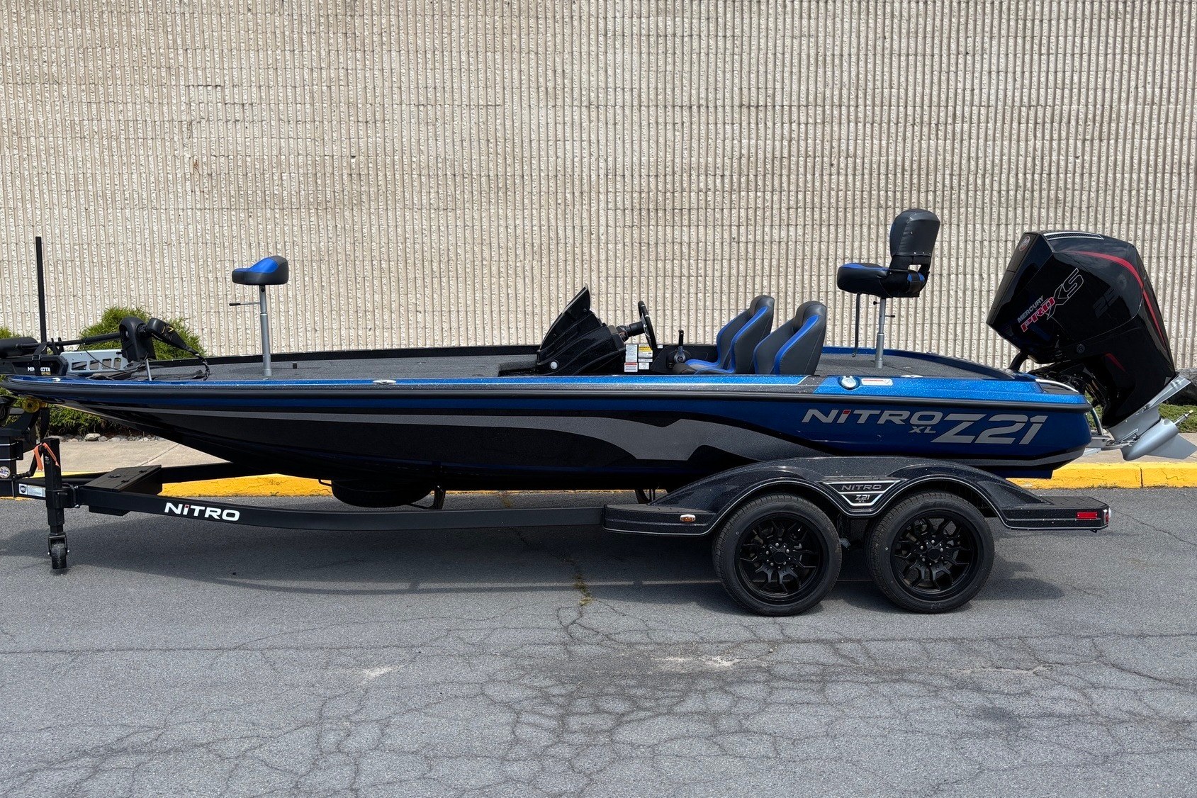  2027 NITRO Z21 XL - $73905.00 at Bass Pro Shops