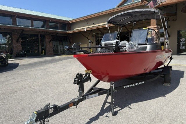 Image of 2027 TRACKER PRO GUIDE V-16 WT