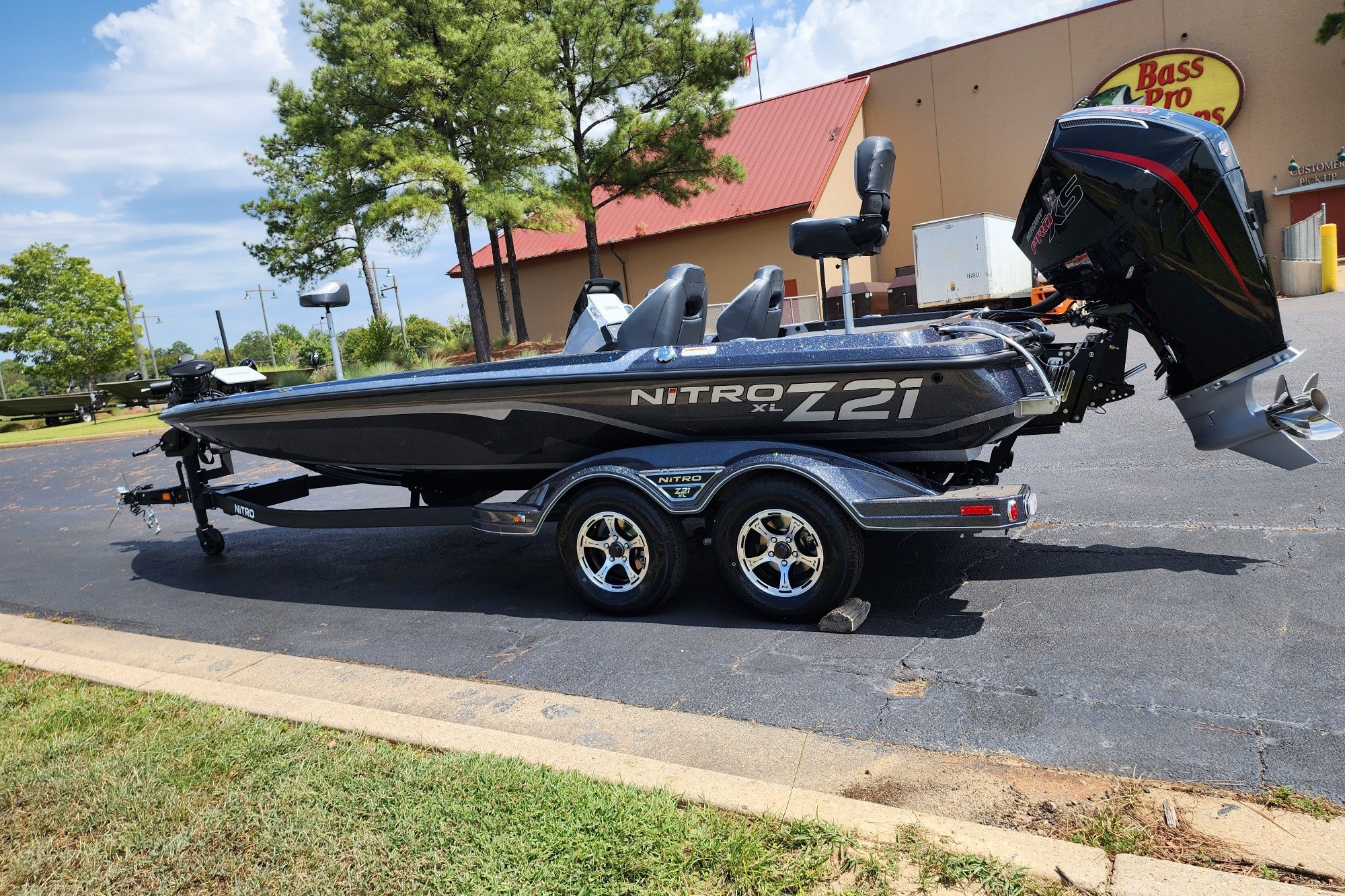  2027 NITRO Z21 XL PRO - $81260.00 at Bass Pro Shops