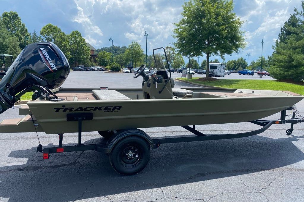  2027 TRACKER GRIZZLY 1860 CC - $29335.00 at Bass Pro Shops