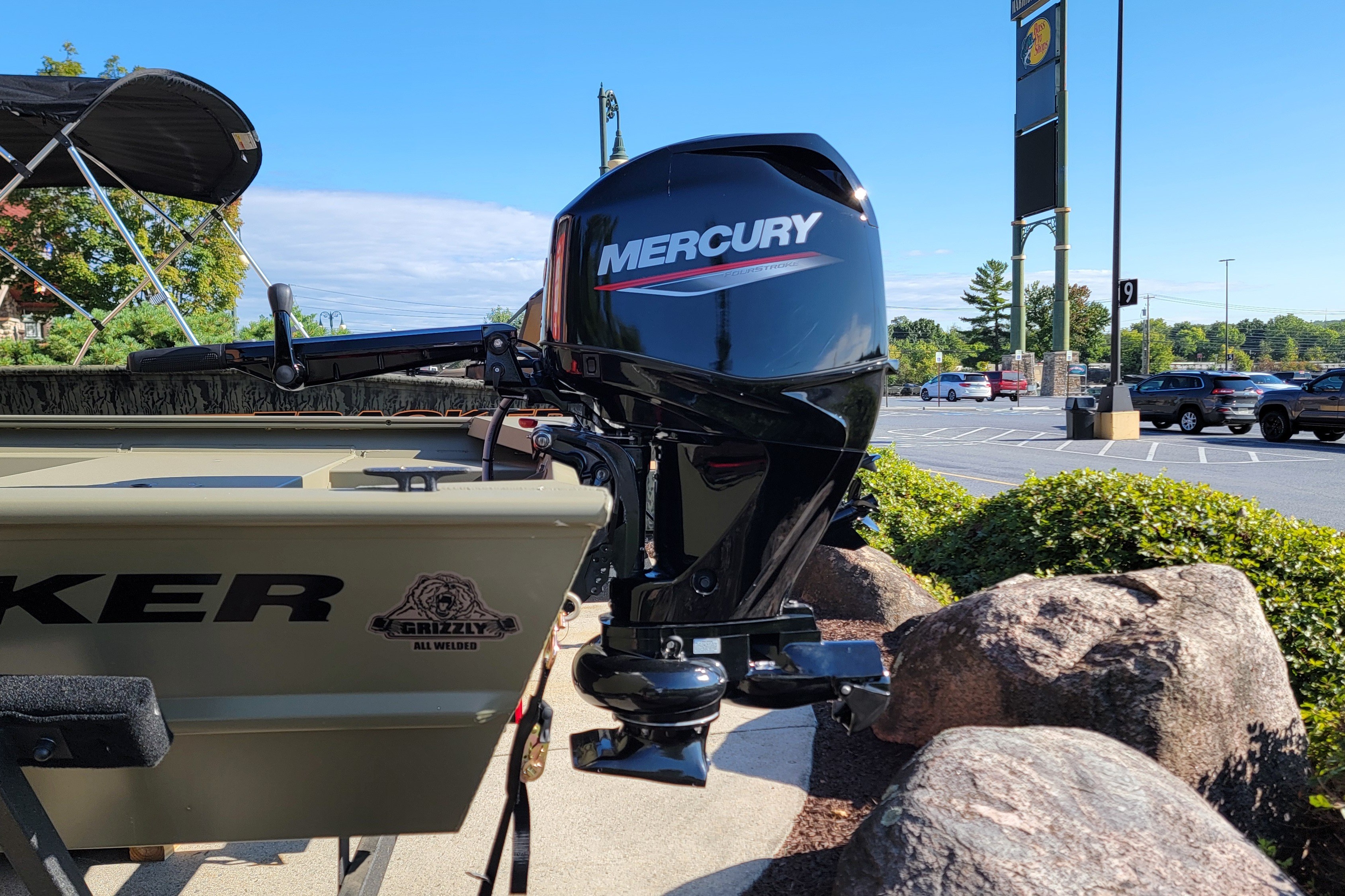  2027 TRACKER GRIZZLY 1754 UTILITY - $18139.00 at Bass Pro Shops