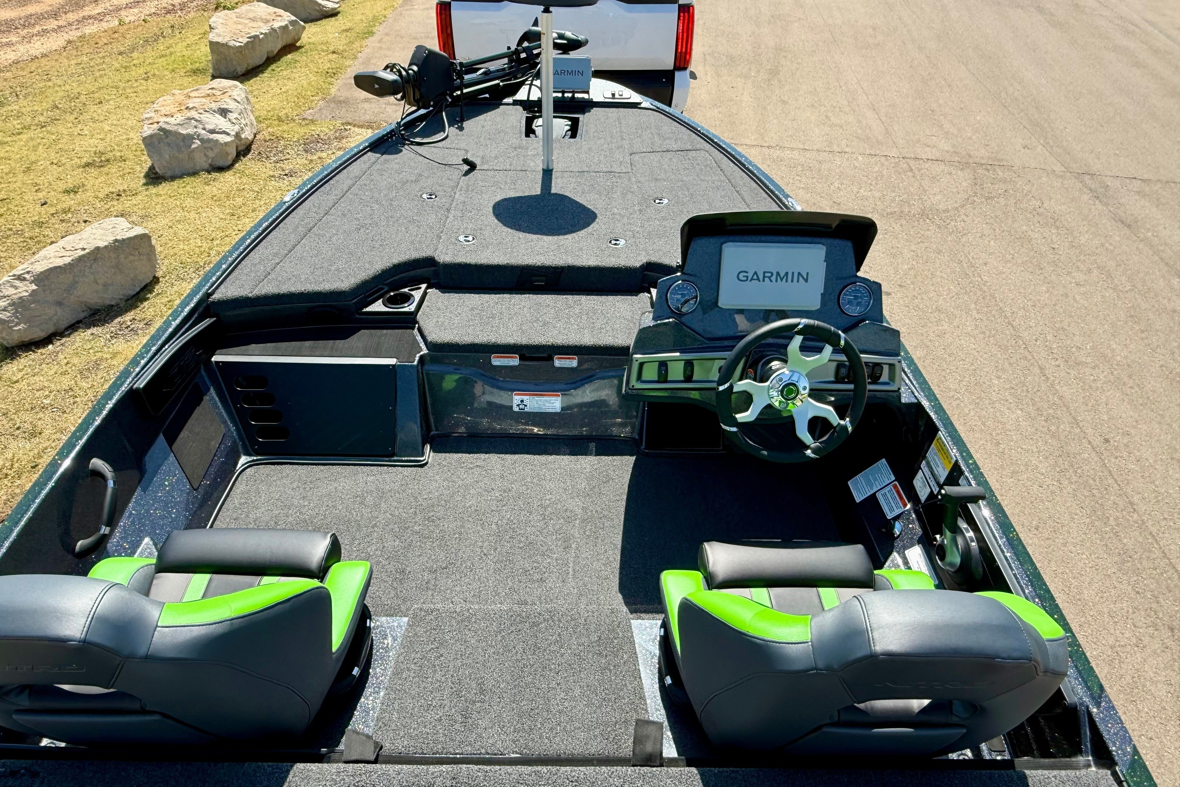  2027 NITRO Z18 XL PRO - $53715.00 at Bass Pro Shops