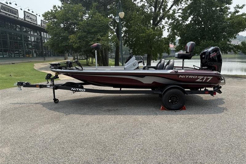  2027 NITRO Z17 - $39044.00 at Bass Pro Shops