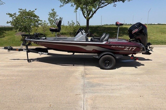 2027 NITRO Z17 - $39710.00 at Bass Pro Shops